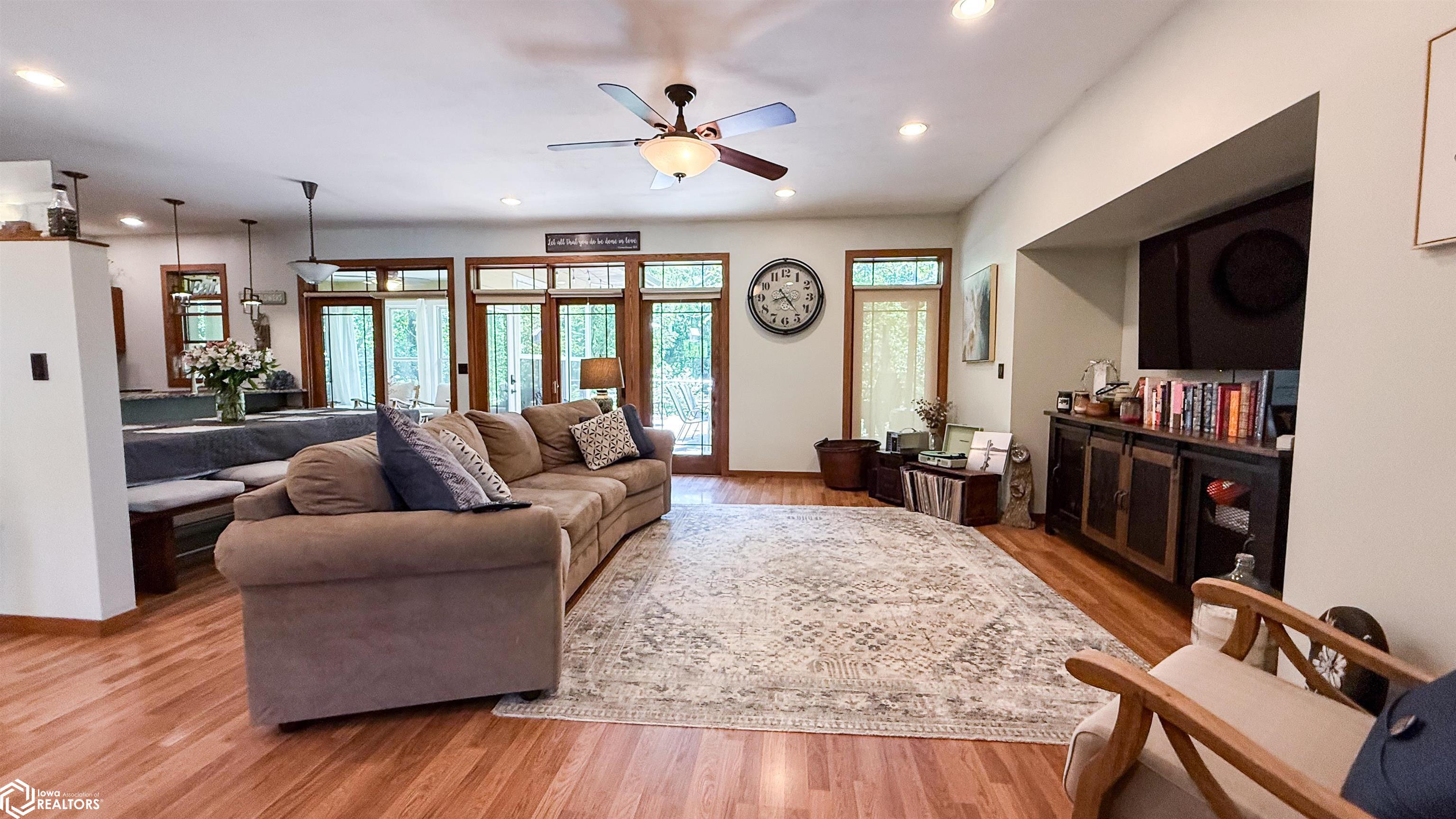 2074 U Avenue, Dow City, Iowa image 21