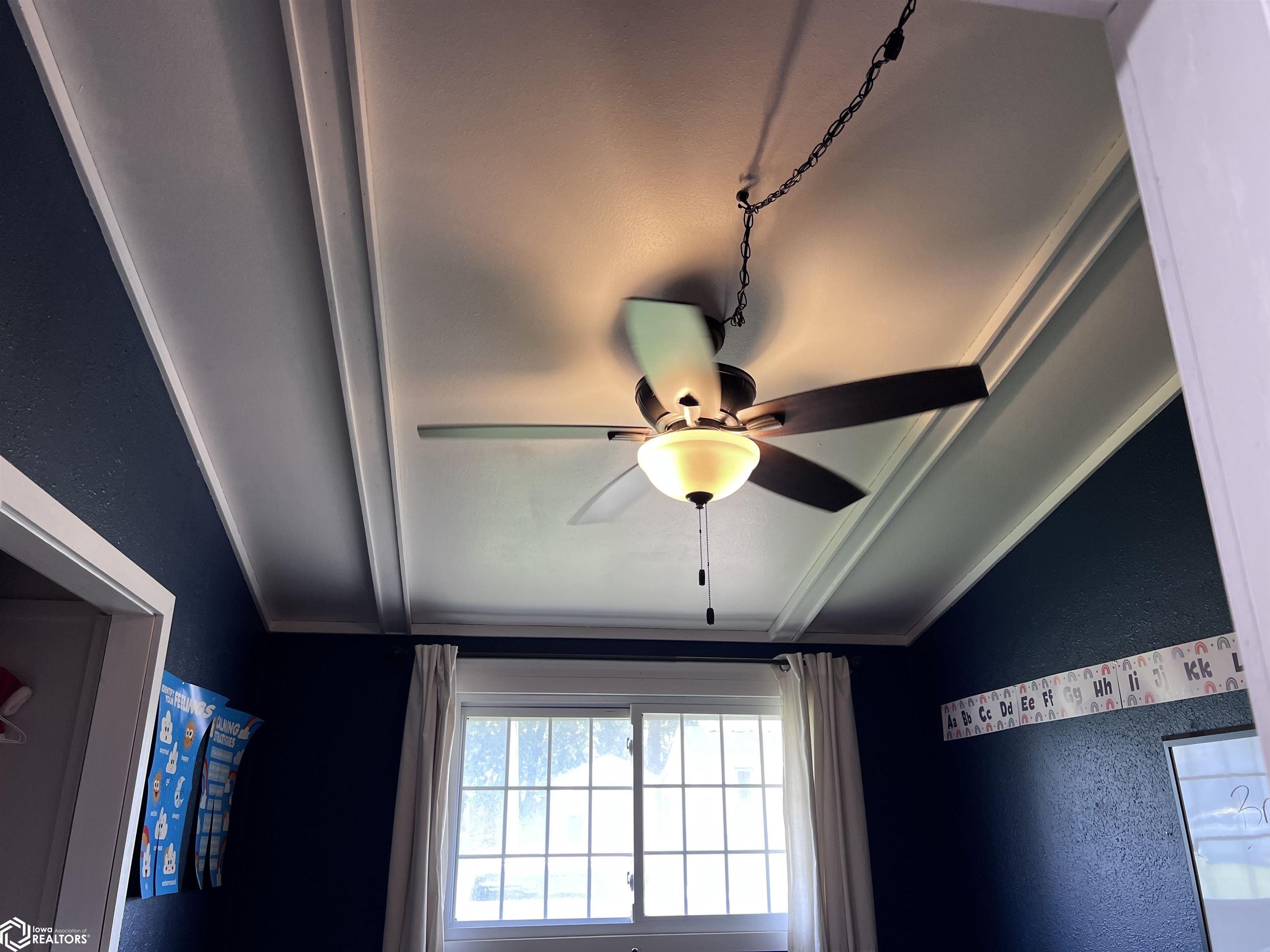 412 N East Street, Bloomfield, Iowa image 14