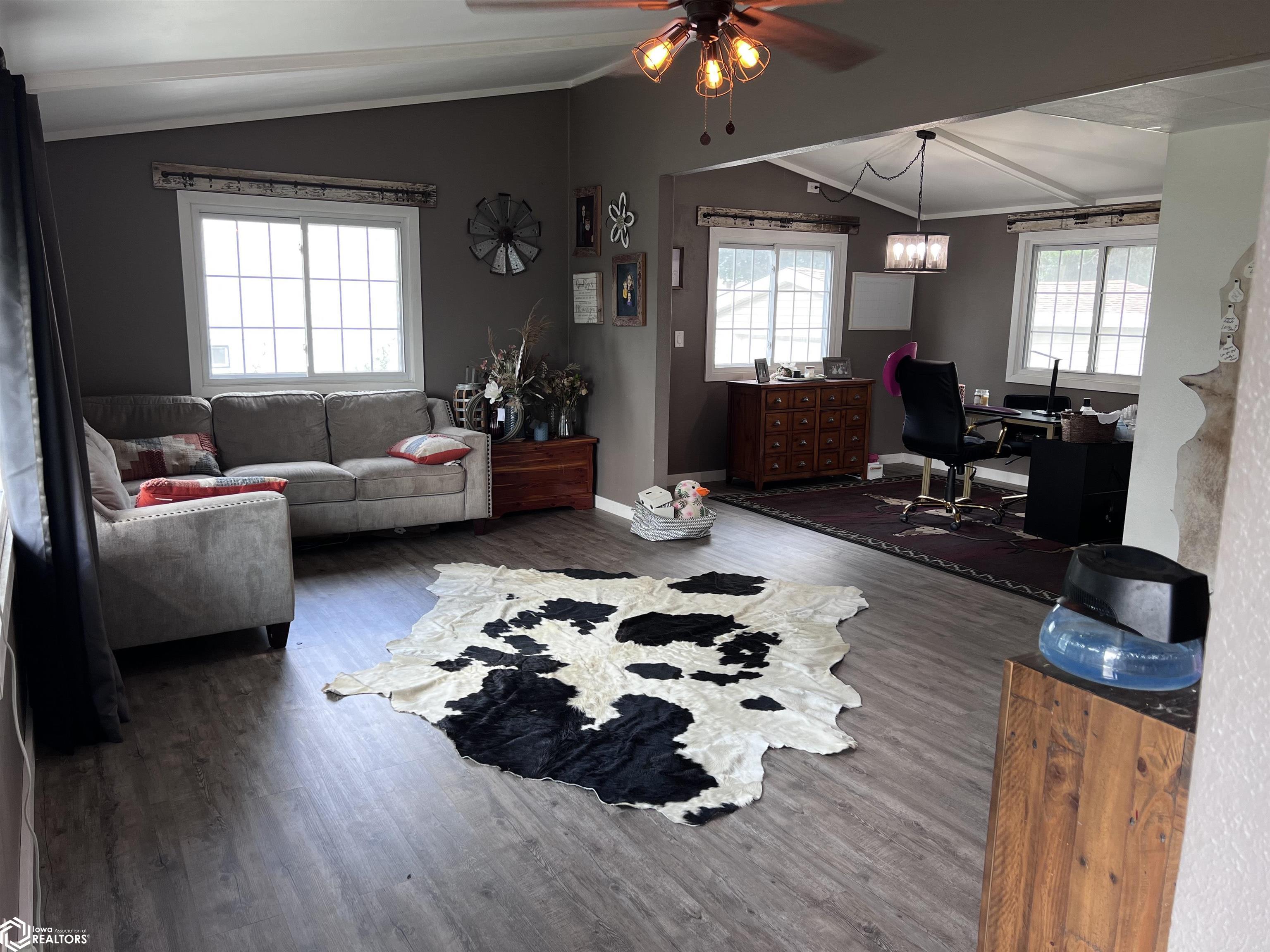 412 N East Street, Bloomfield, Iowa image 3
