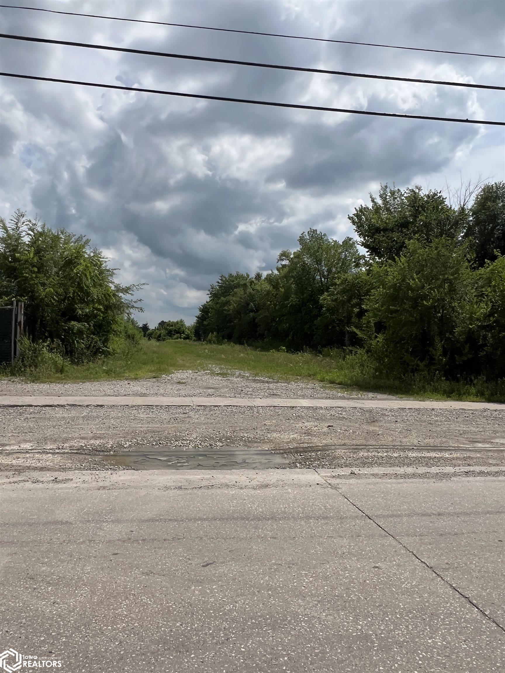 W Grimes, Fairfield, Iowa image 1