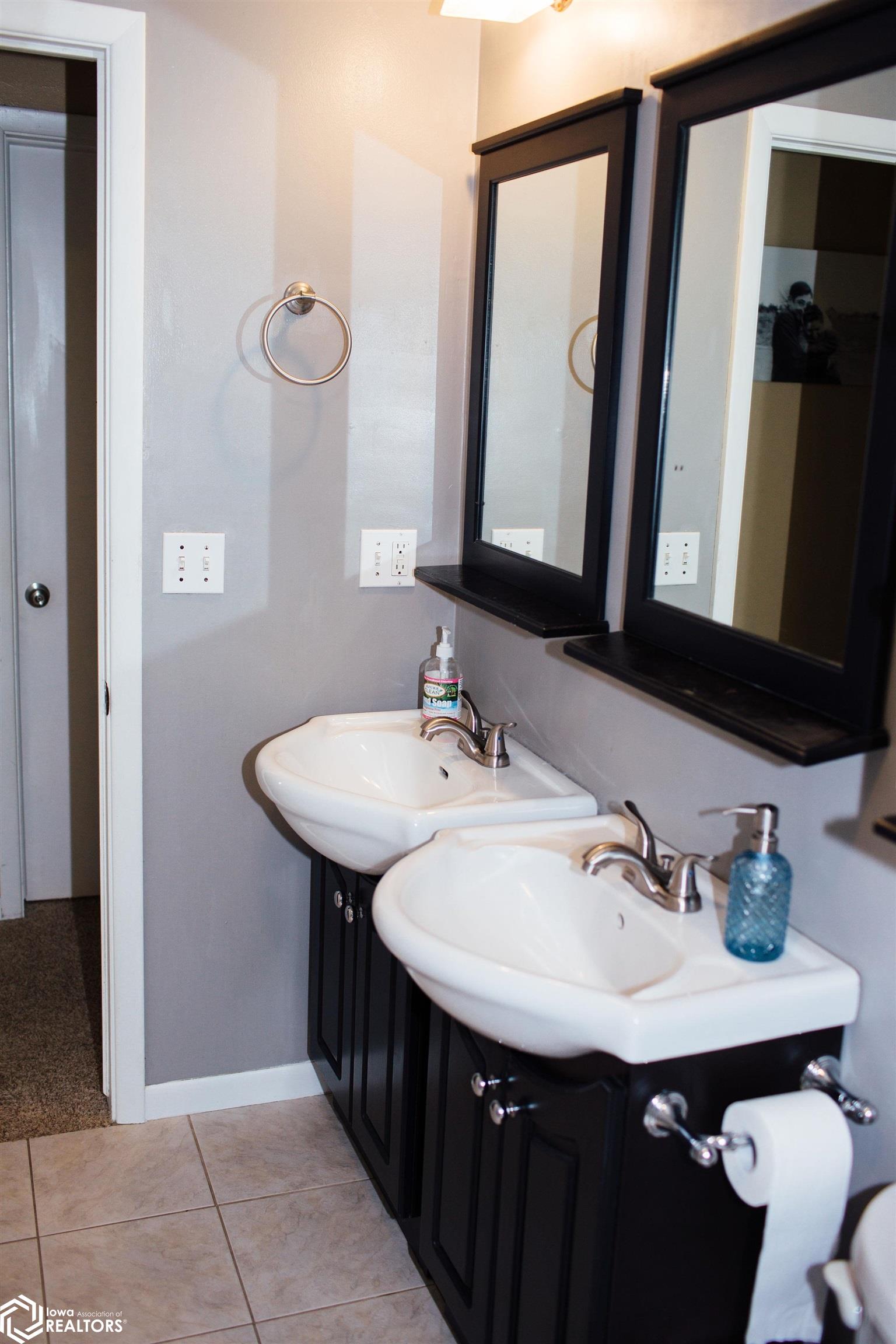 1102 Willow Lane, Iowa Falls, Iowa image 24