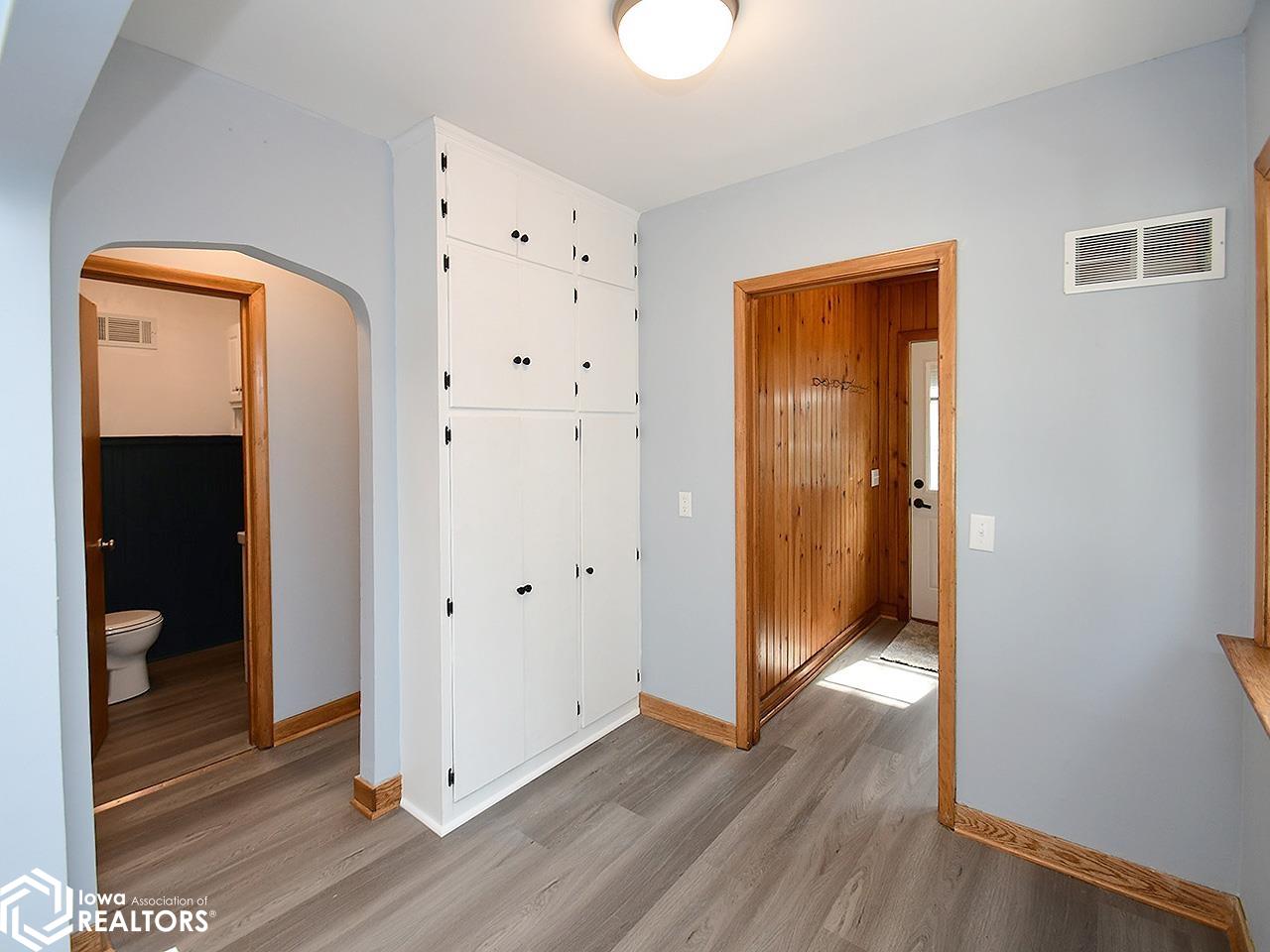 315 S Gates Street, Oakland, Iowa image 12