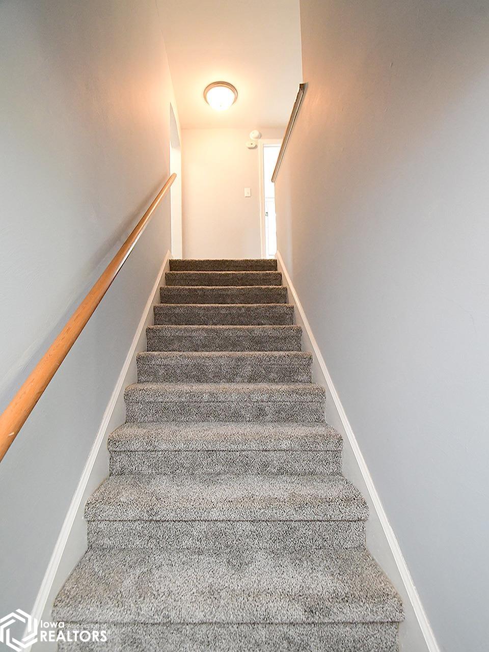 315 S Gates Street, Oakland, Iowa image 19