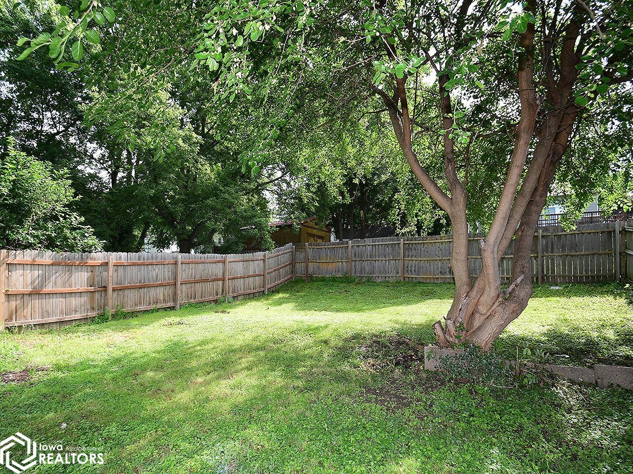 315 S Gates Street, Oakland, Iowa image 28