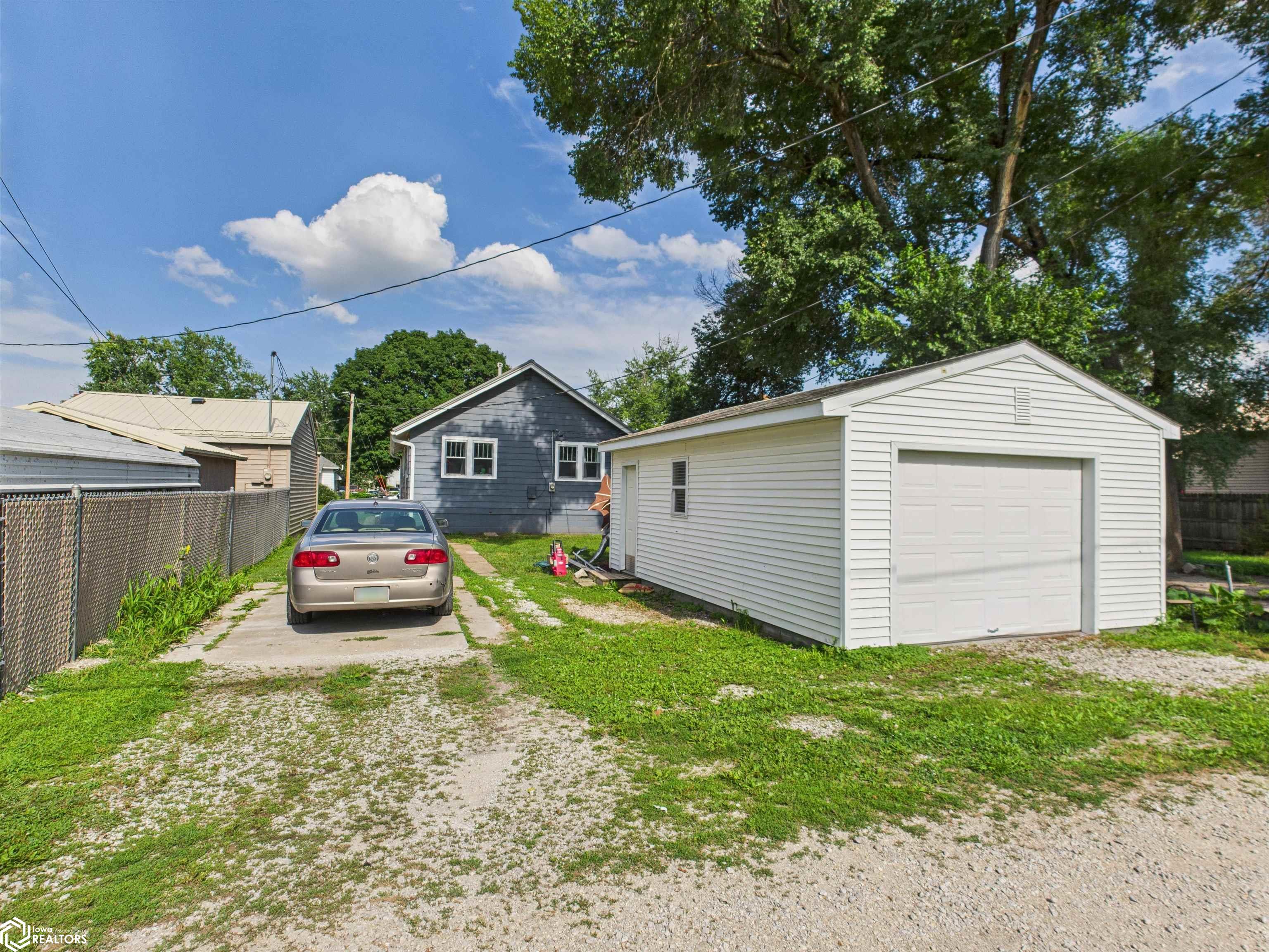 323 N Pocahontas Street, Ottumwa, Iowa image 18
