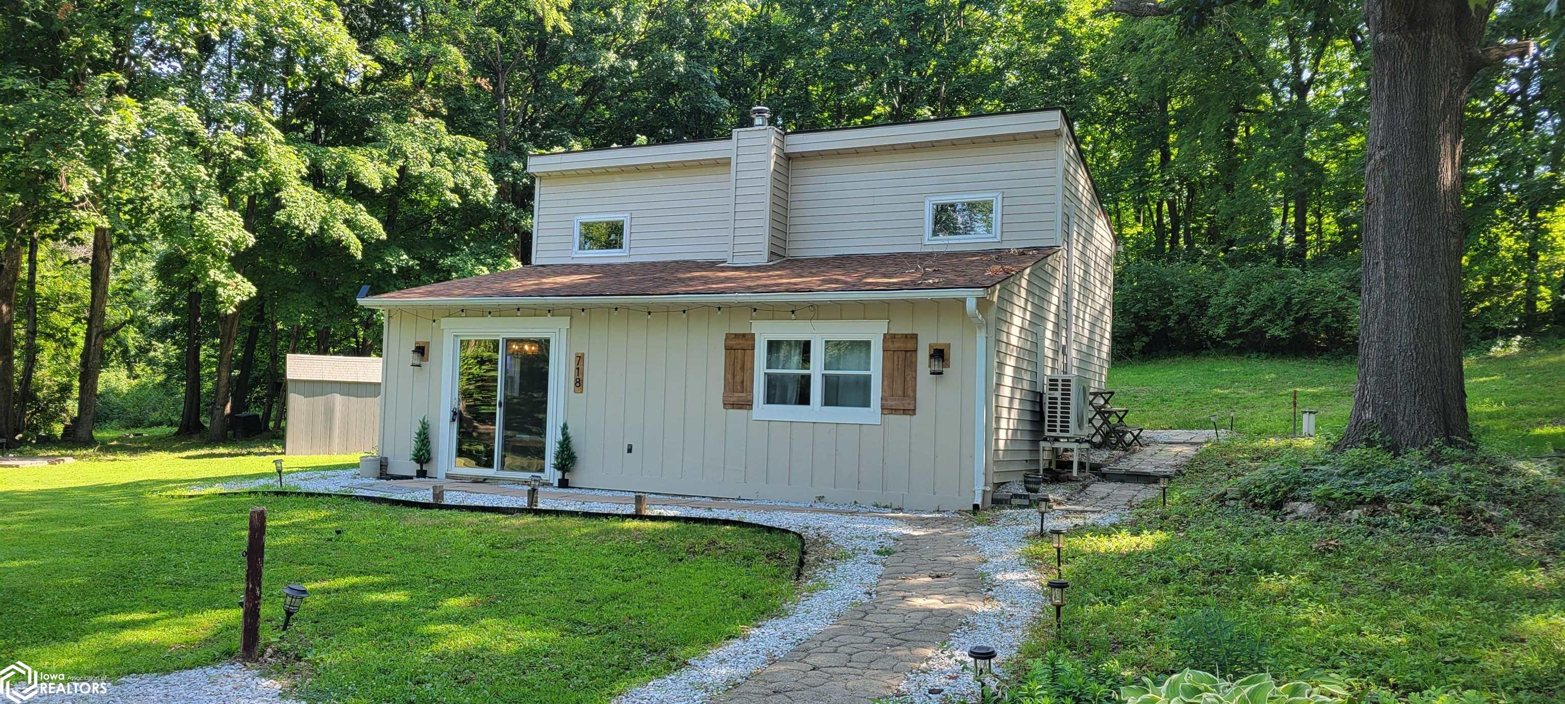 718 E County Rd. 1550 Road, Hamilton, Illinois image 1