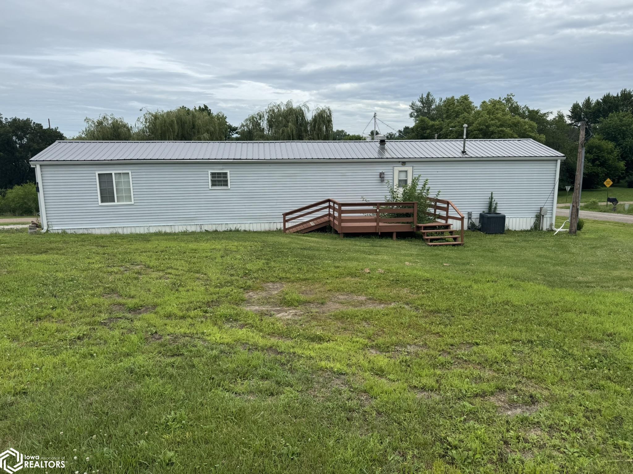 303 Brooklyn Street, Batavia, Iowa image 6