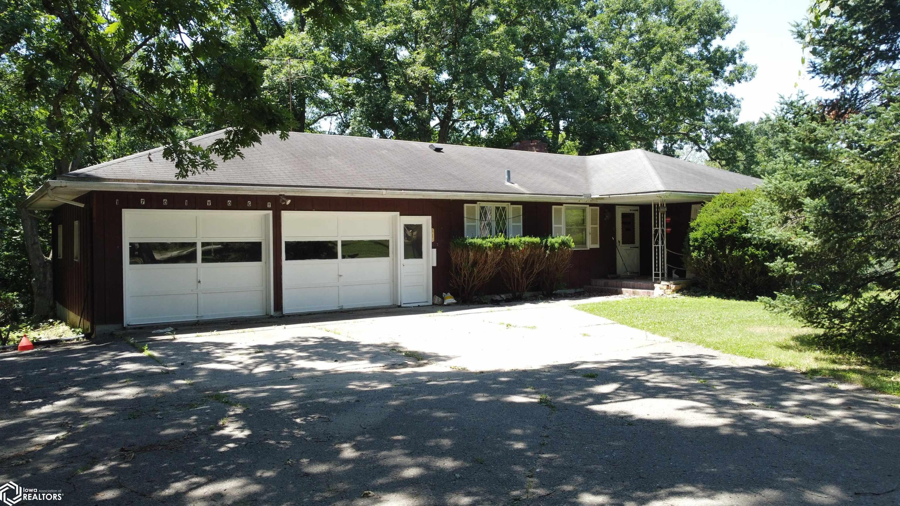 1701 Vogt Street, Burlington, Iowa image 1