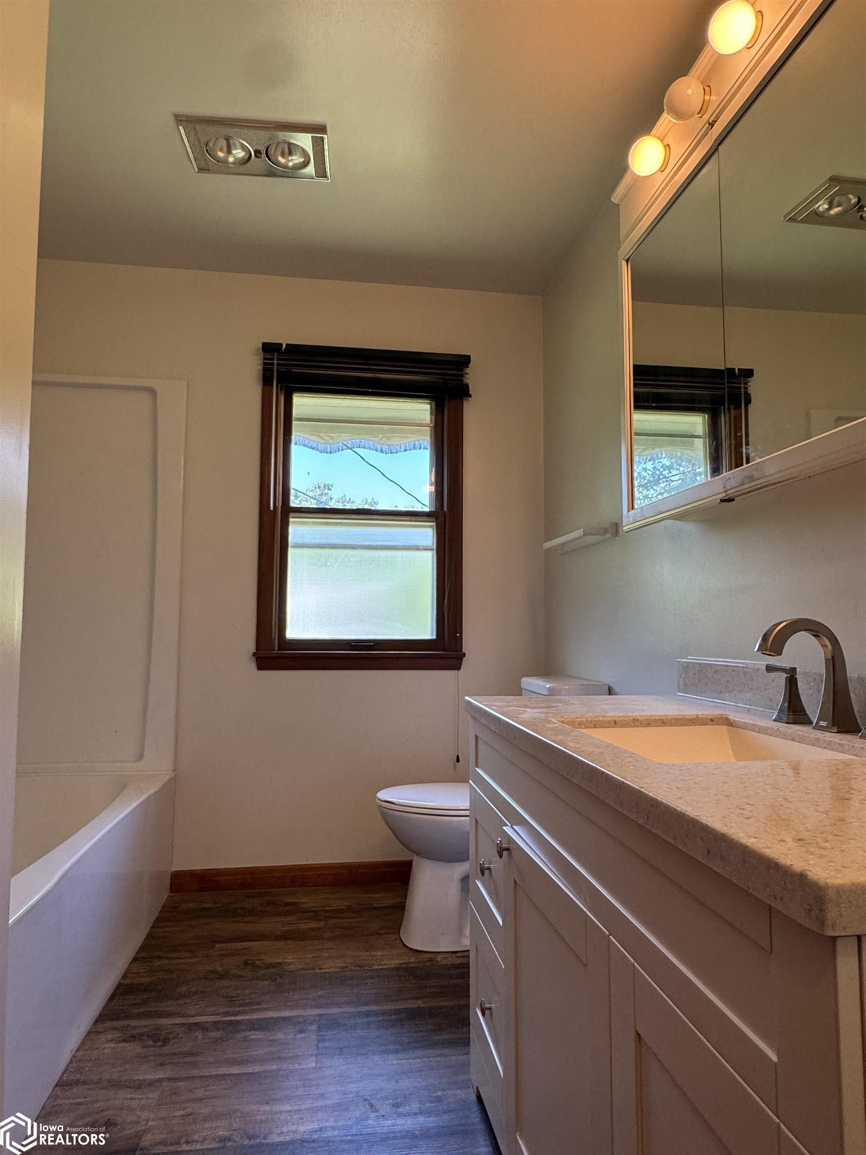 1701 Vogt Street, Burlington, Iowa image 23