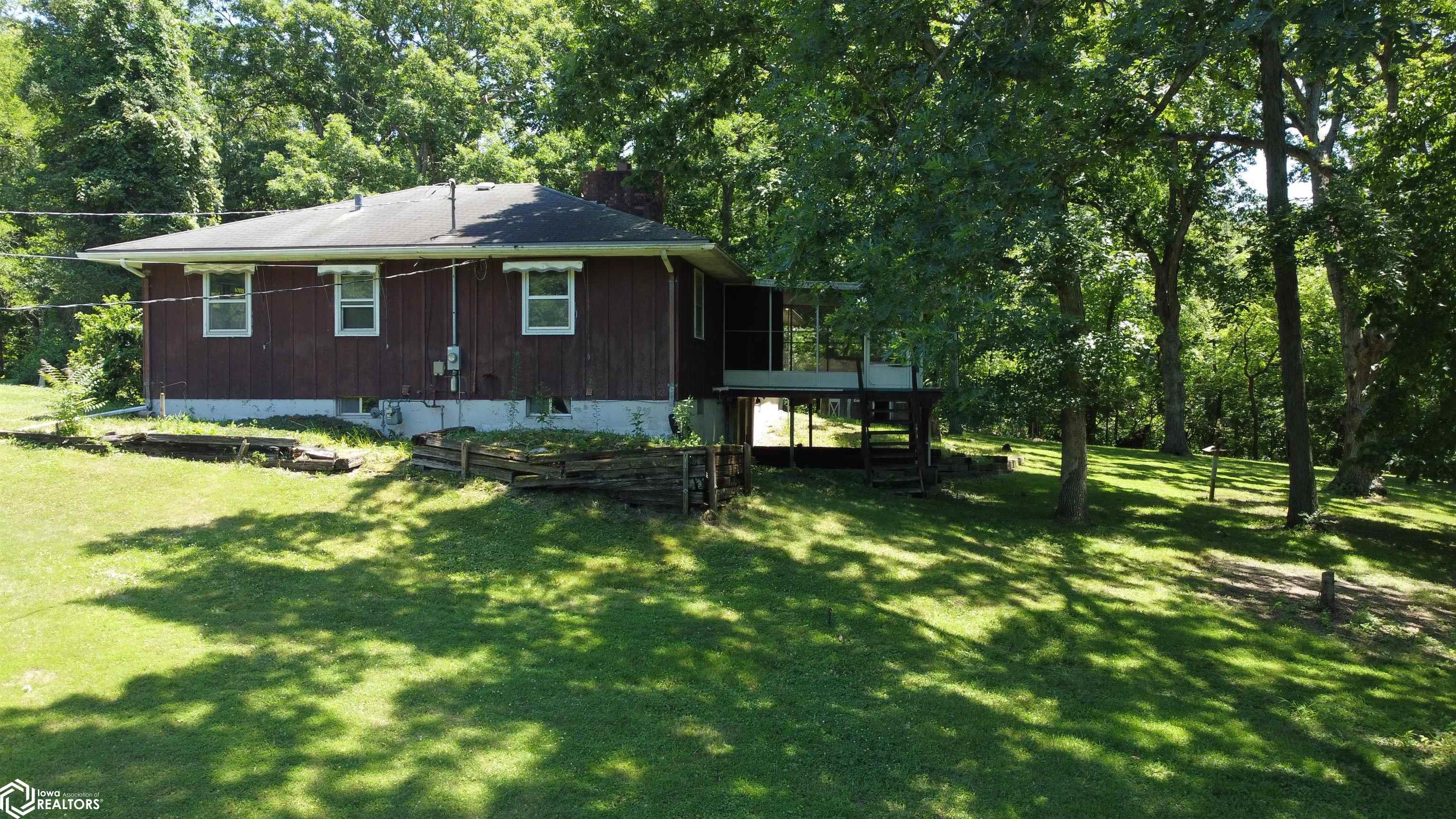 1701 Vogt Street, Burlington, Iowa image 9
