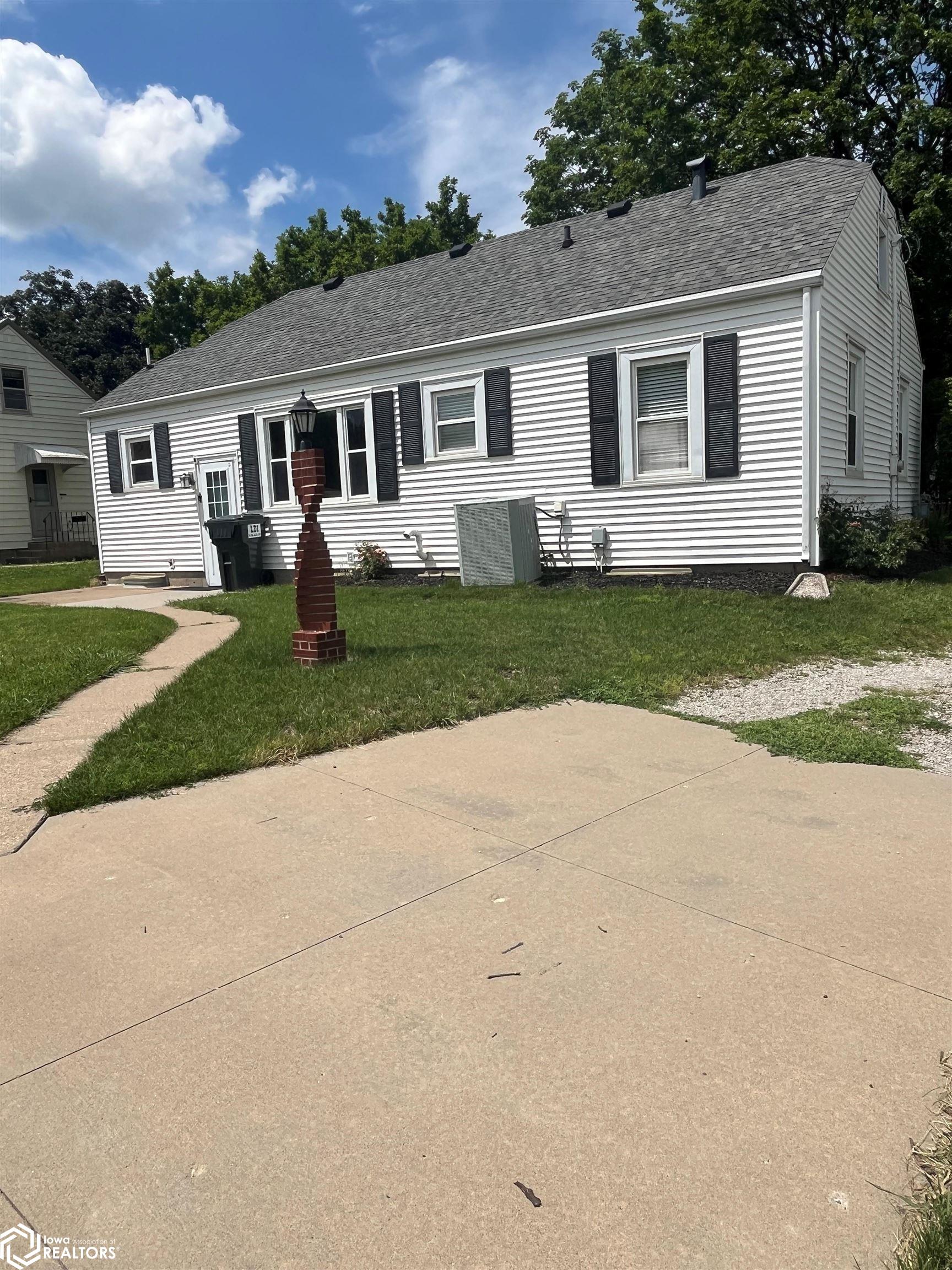 1012 5th Avenue, Oskaloosa, Iowa image 31
