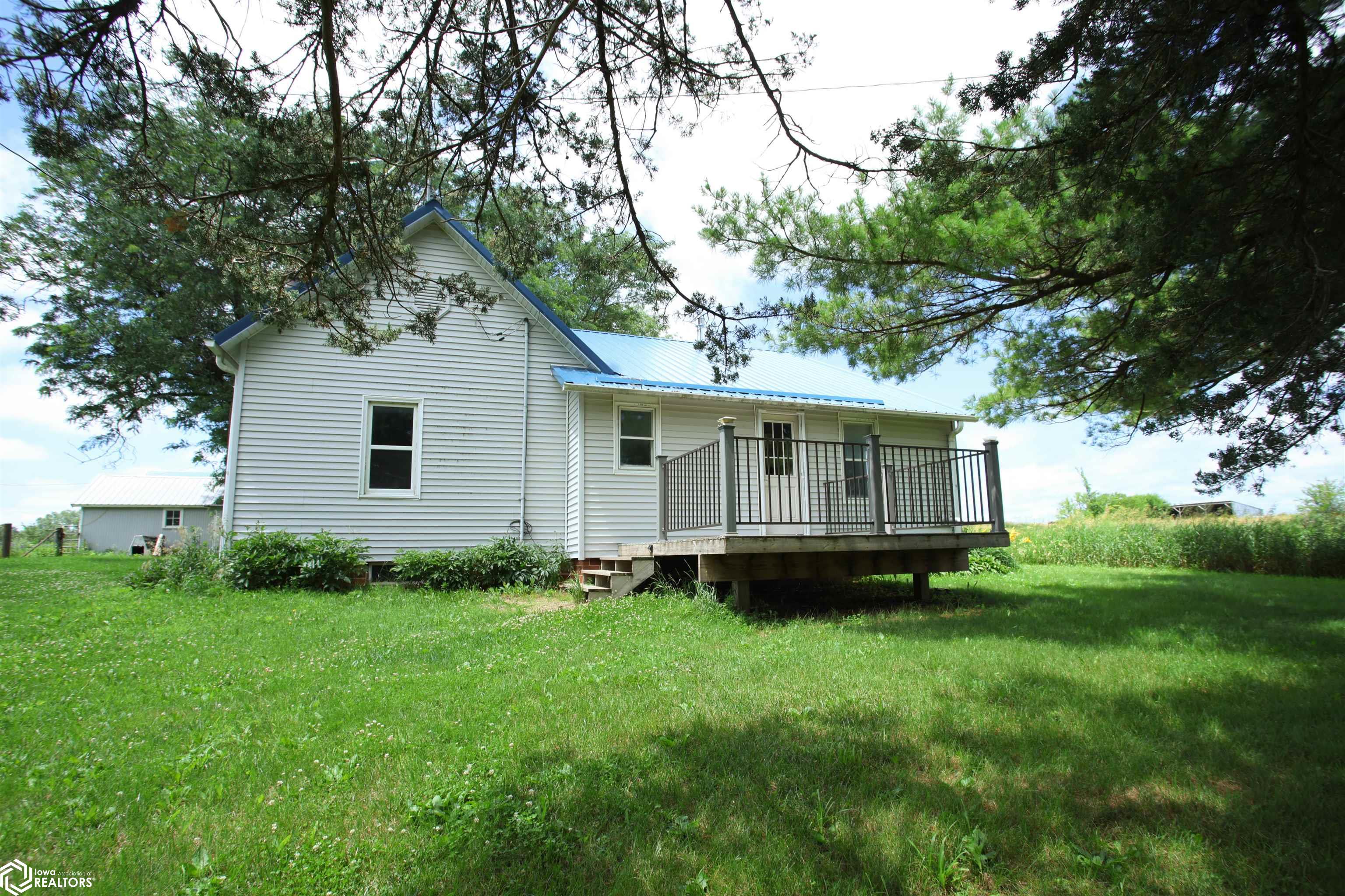 24388 250th Street, Eldora, Iowa image 14