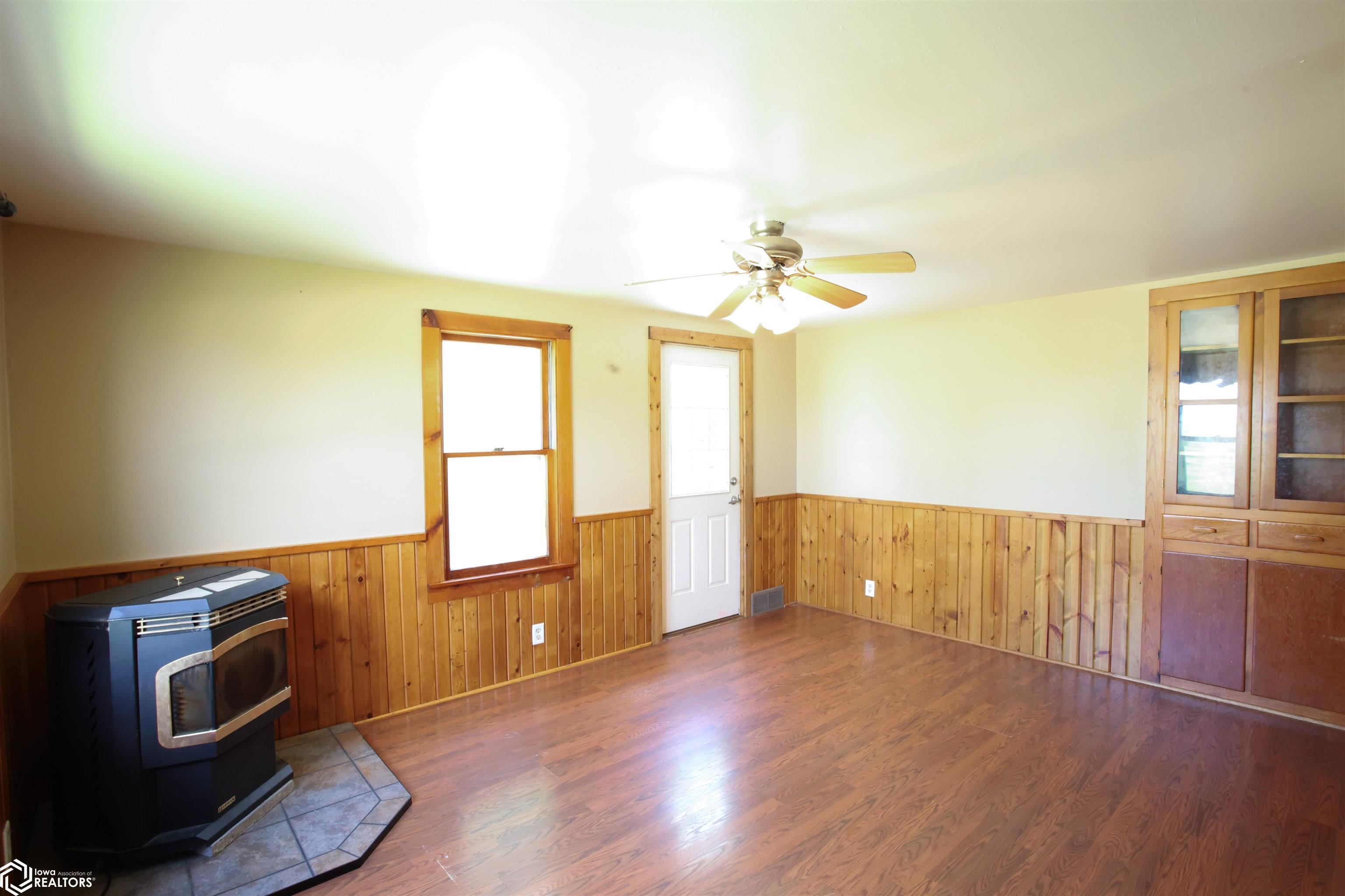 24388 250th Street, Eldora, Iowa image 28