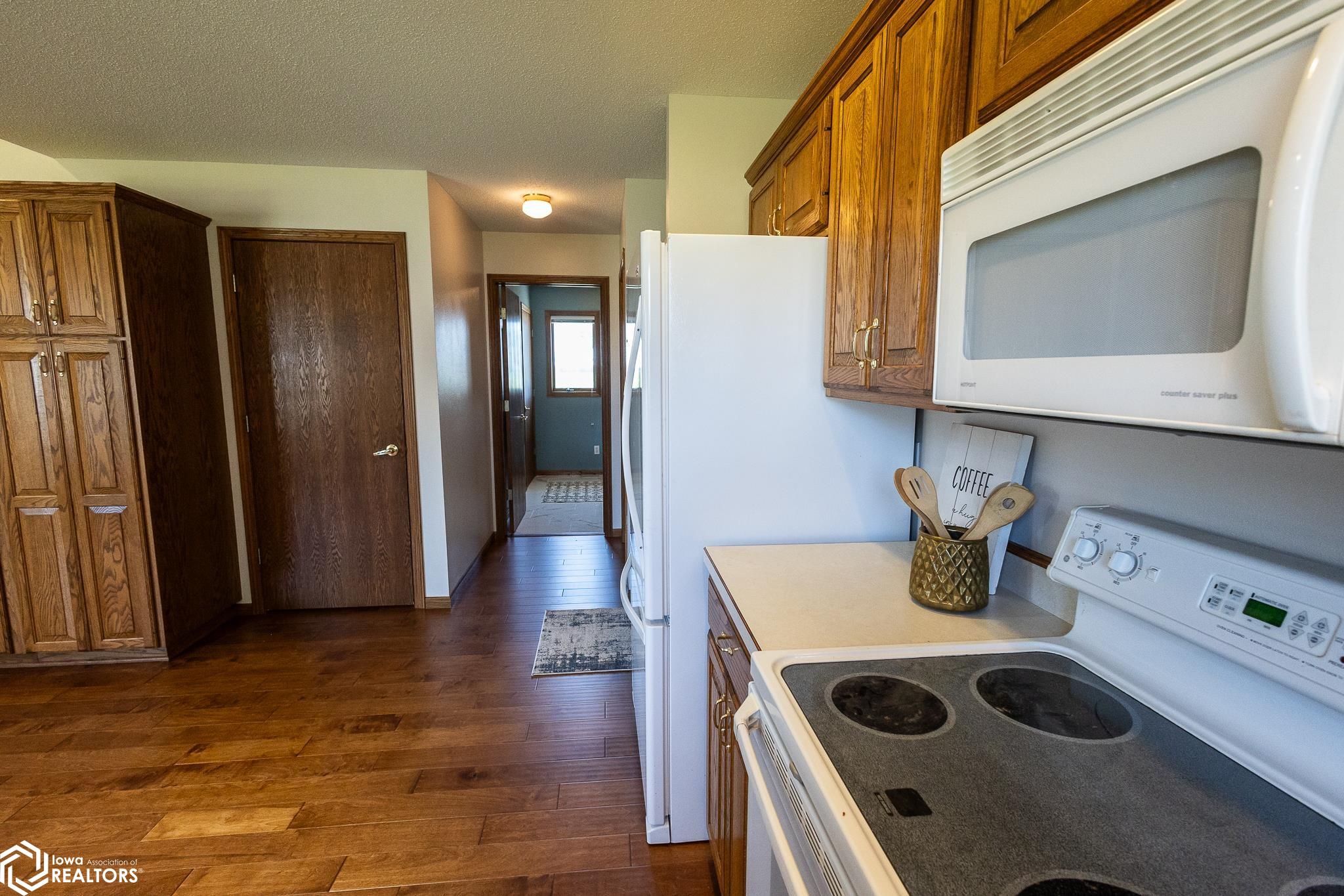 318 Dahl Drive, Manly, Iowa image 22