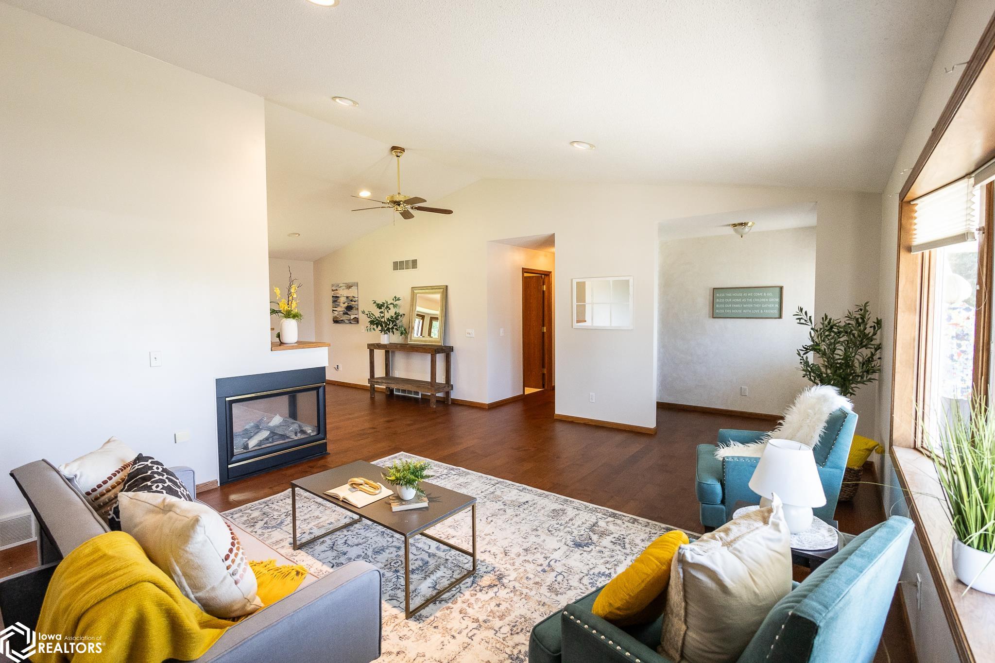 318 Dahl Drive, Manly, Iowa image 8