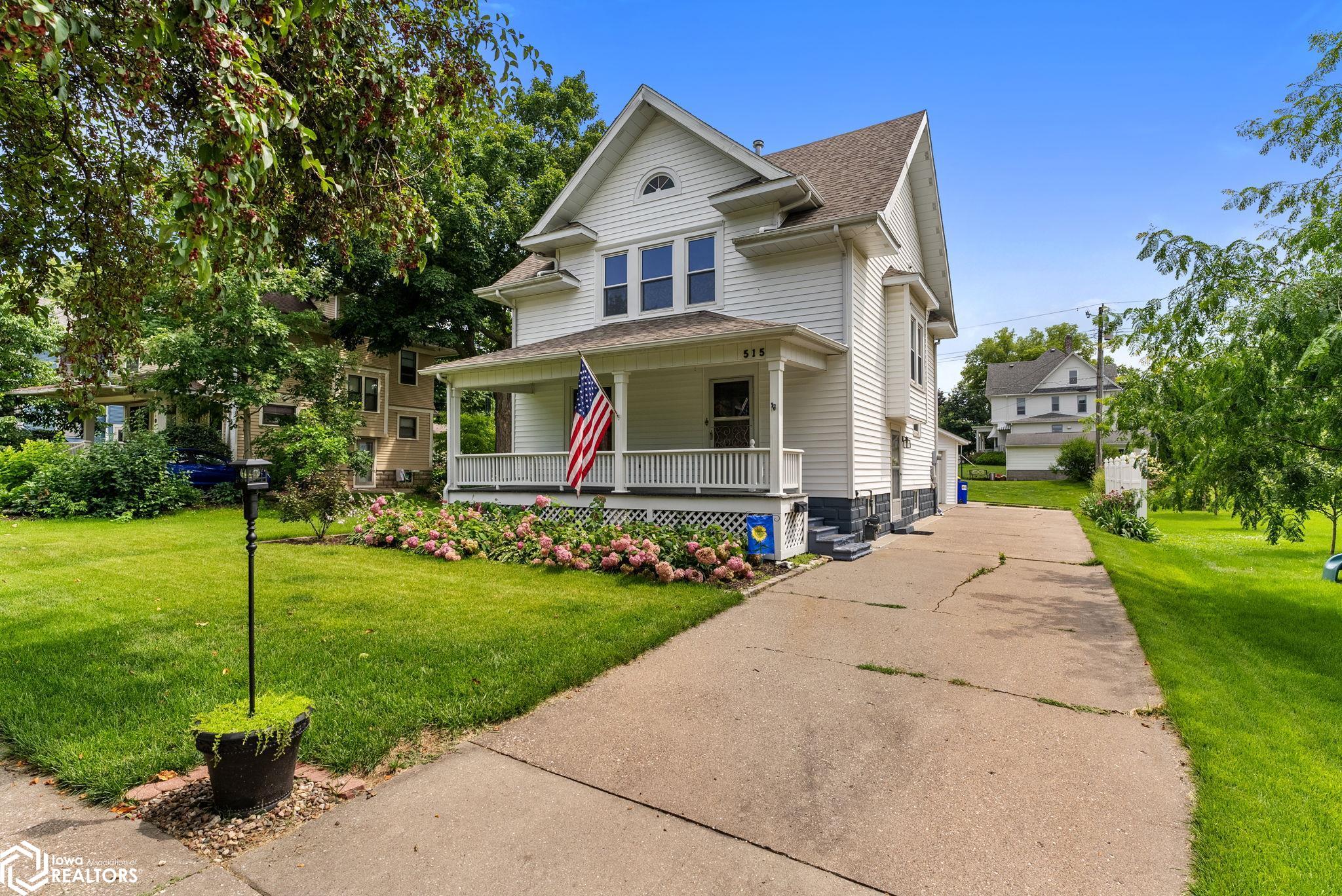 515 W Main Street, Washington, Iowa image 1
