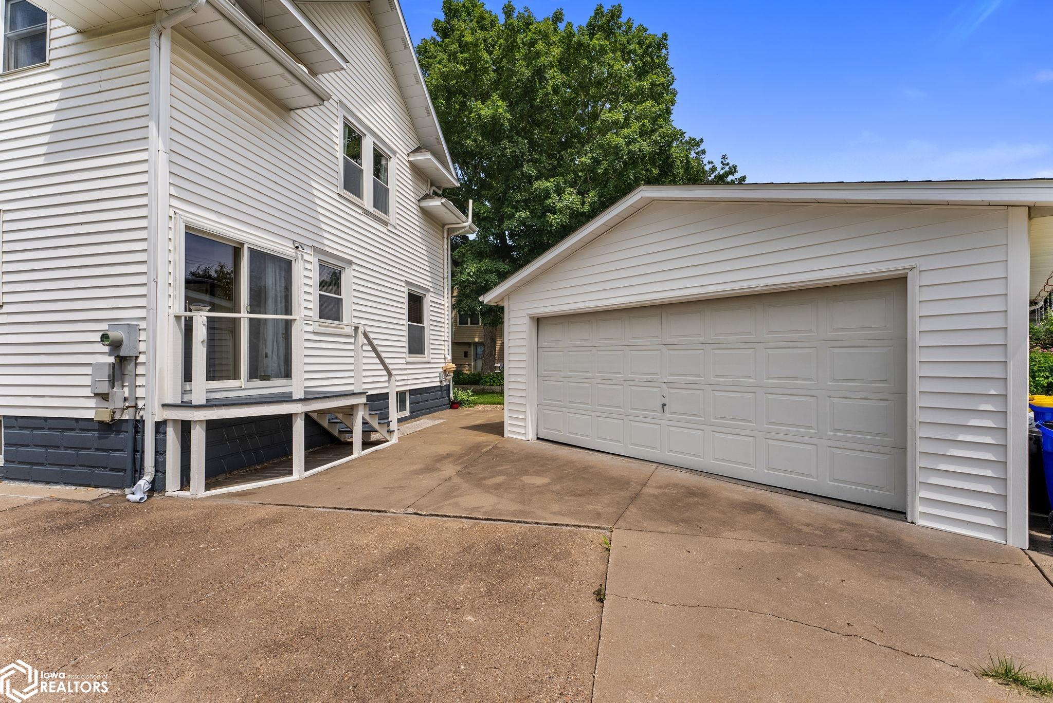 515 W Main Street, Washington, Iowa image 3