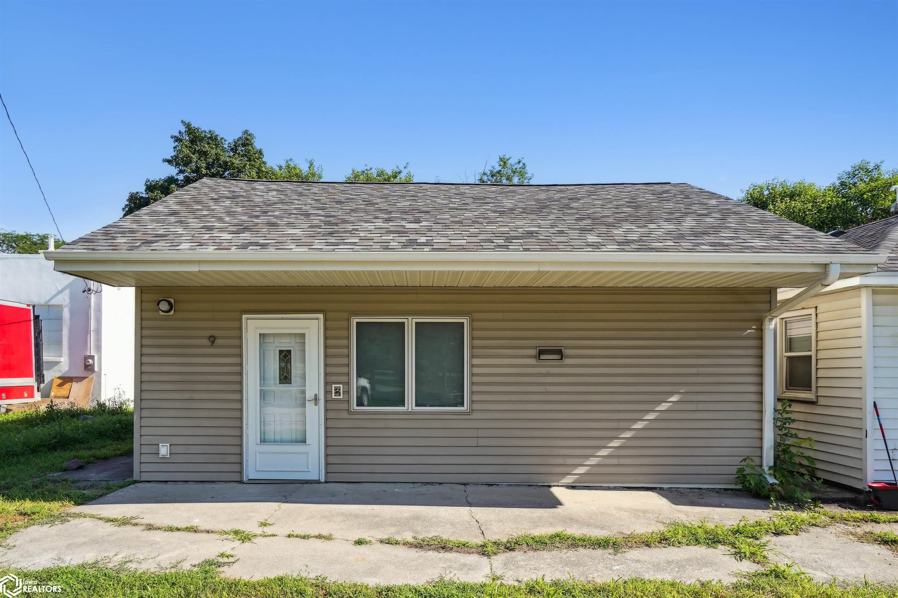 9 1st Street, Collins, Iowa image 1