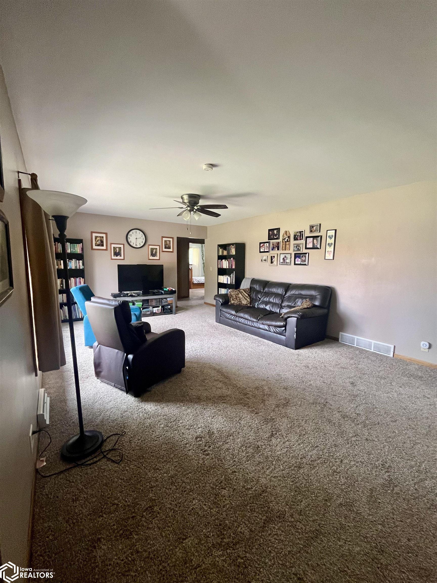 615 W 11th Street, Garner, Iowa image 6