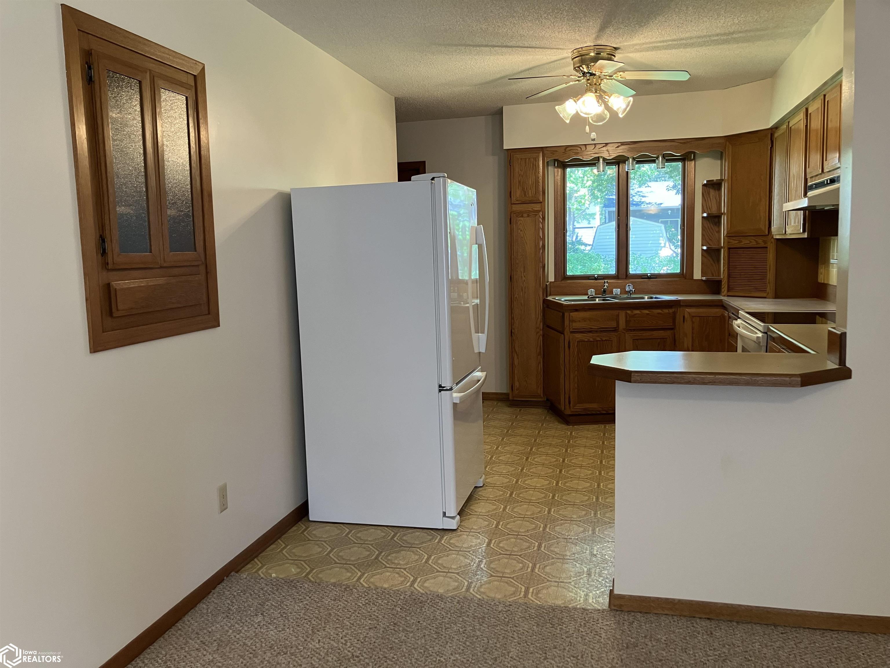 714 N 9th Street, Clear Lake, Iowa image 3