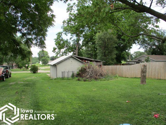 717 E State, Centerville, Iowa image 8