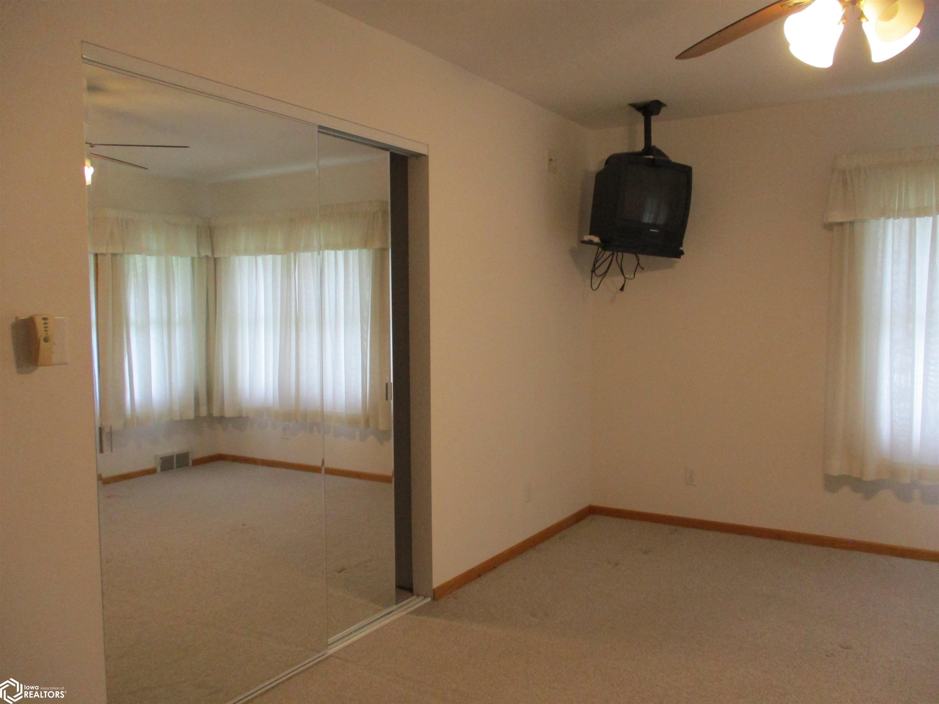 420 Bank, Centerville, Iowa image 25