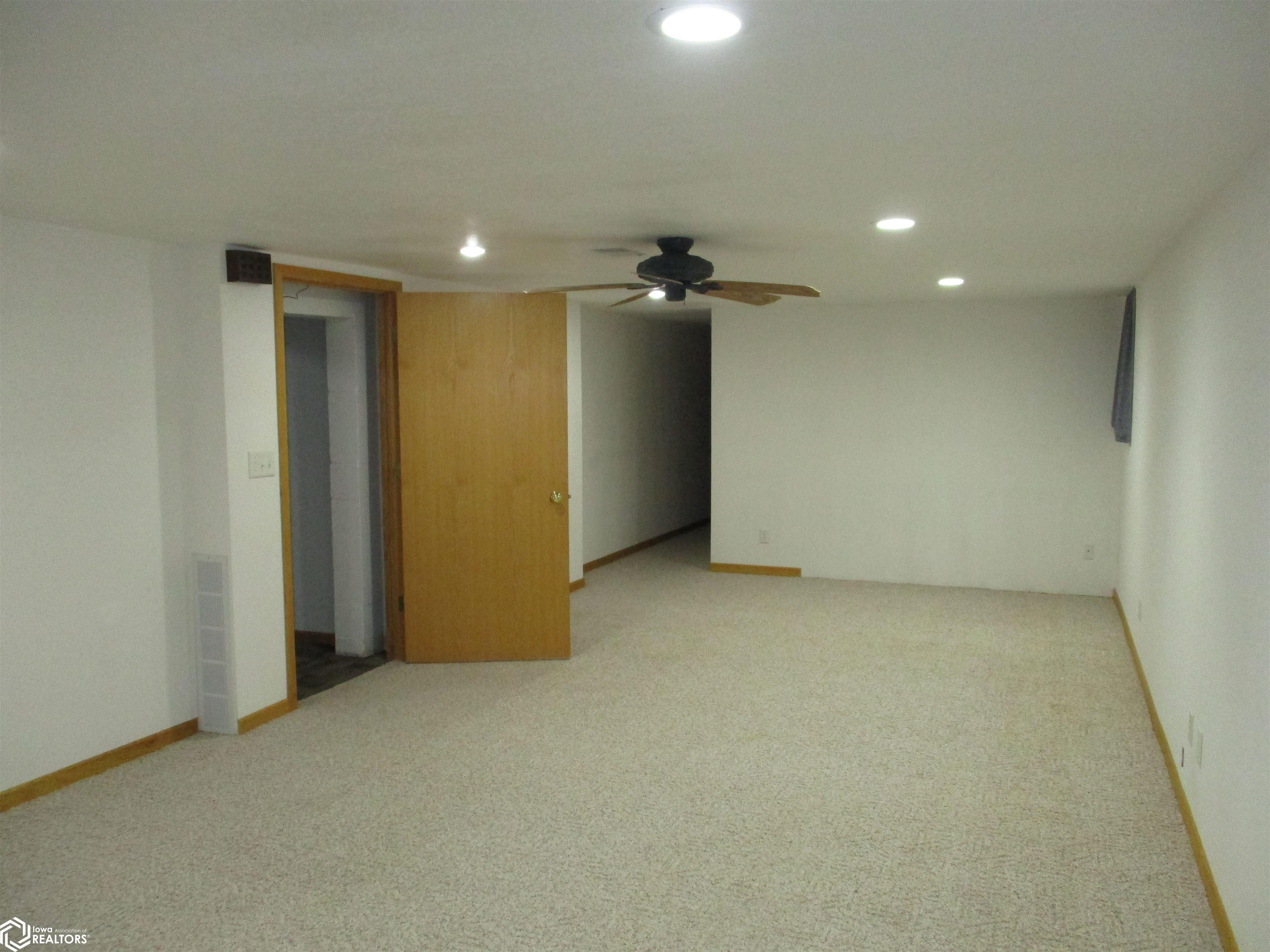 420 Bank, Centerville, Iowa image 30