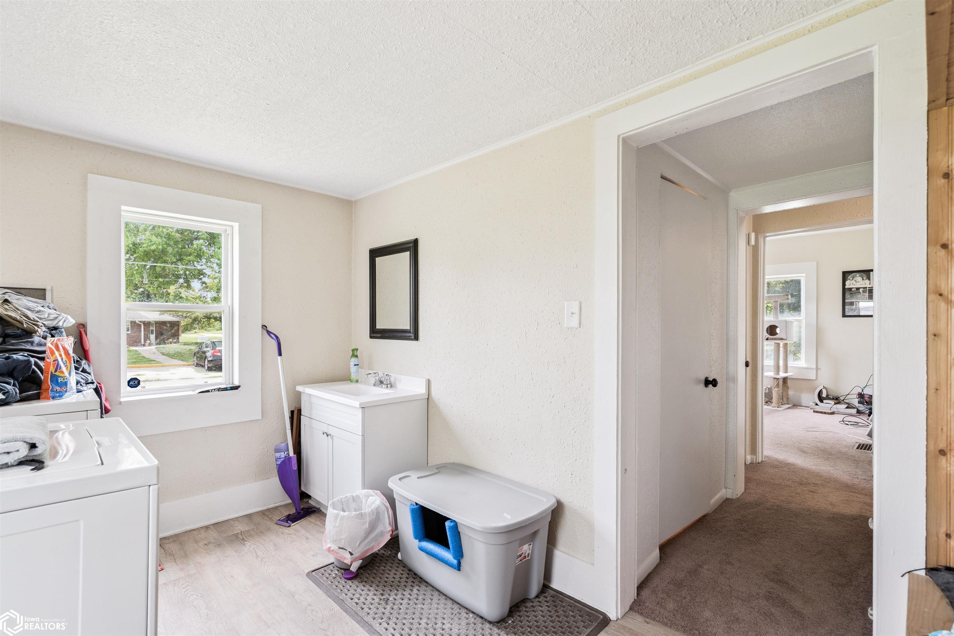 407 E Clark Street, Montezuma, Iowa image 14