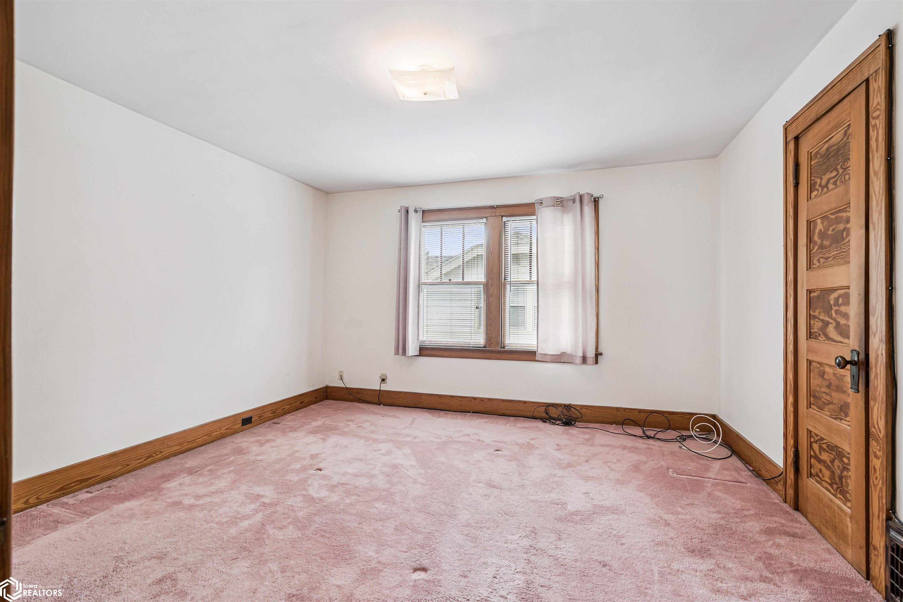 1823 Sunnyside Avenue, Burlington, Iowa image 20