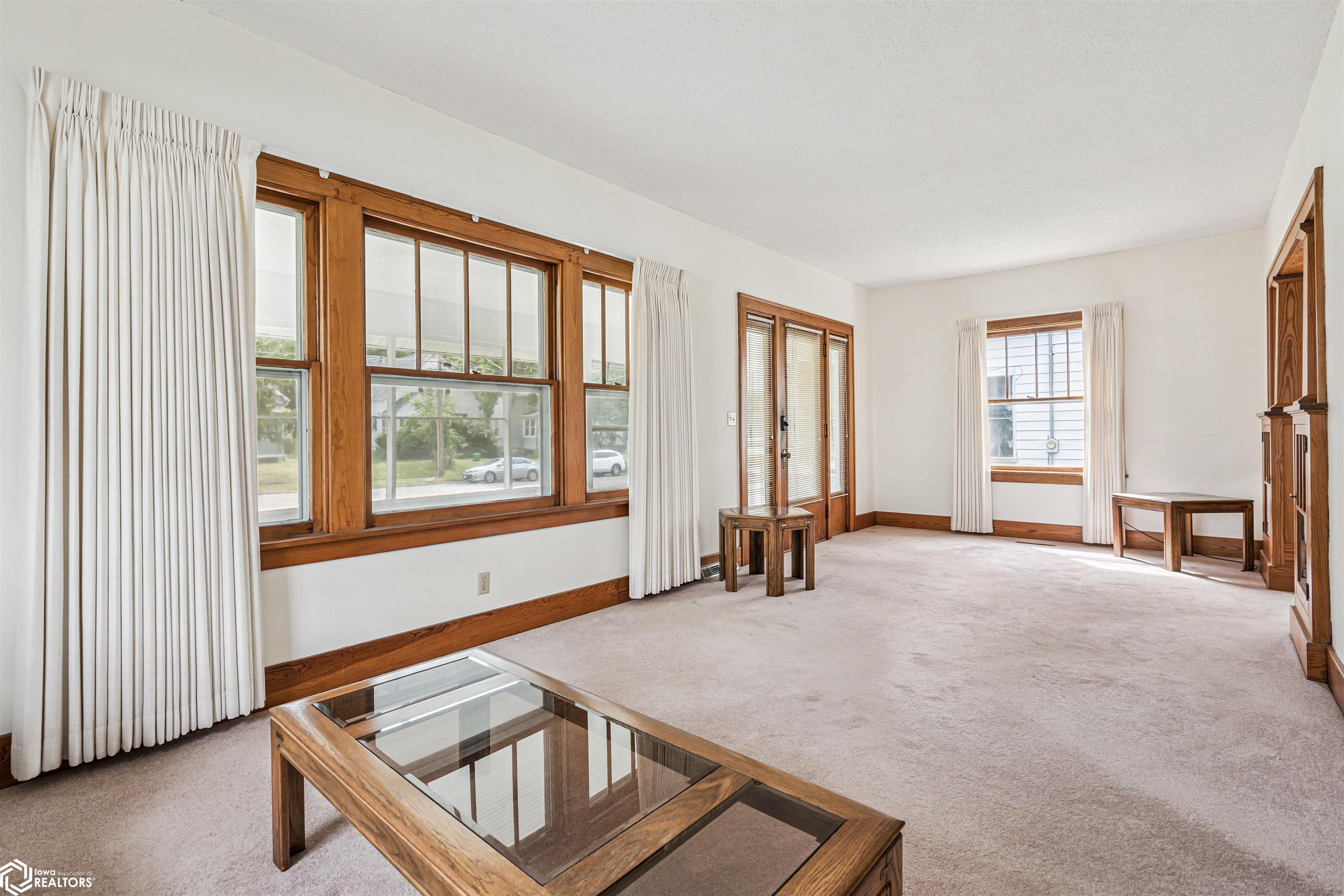 1823 Sunnyside Avenue, Burlington, Iowa image 6