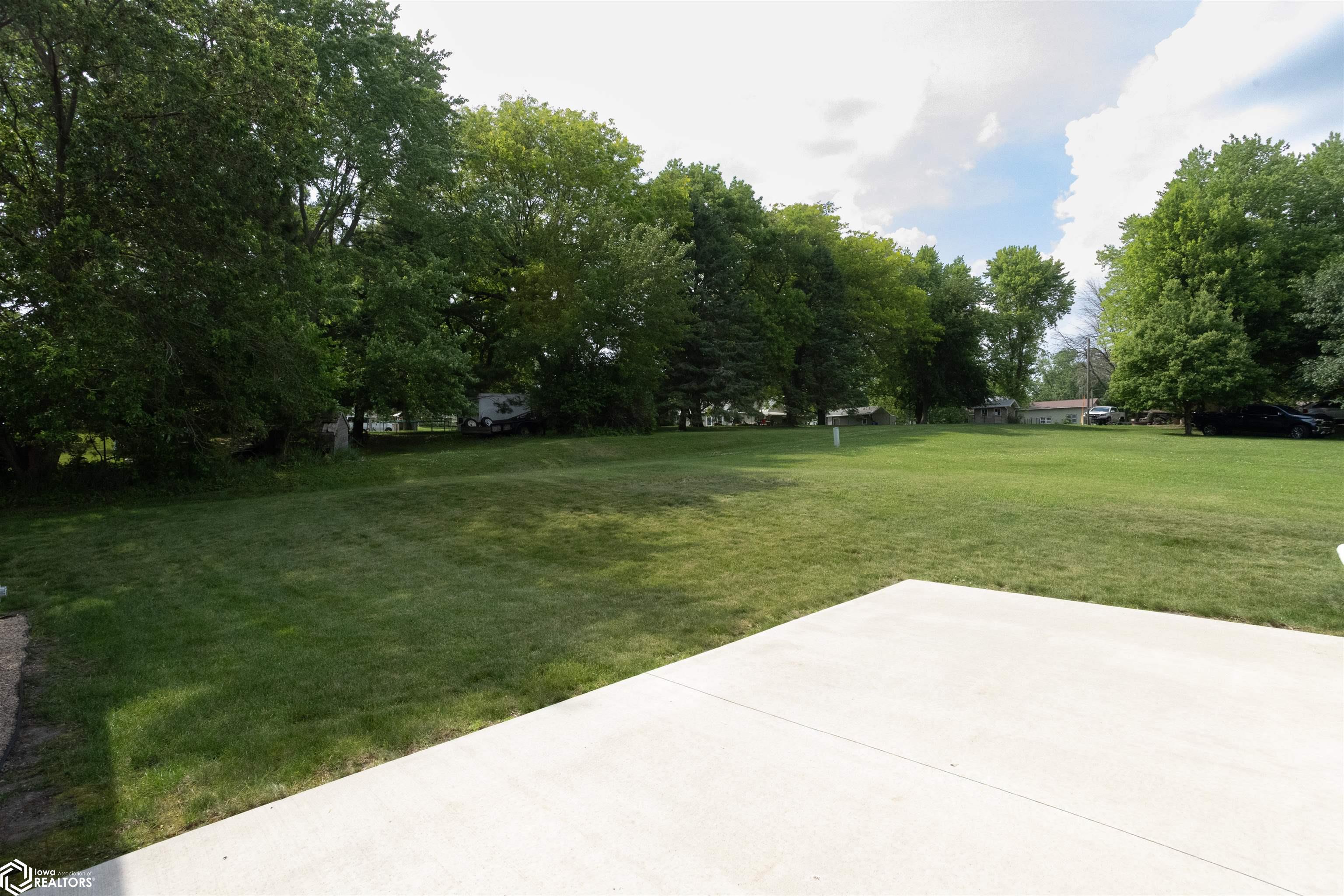 2006 10th Street, Eldora, Iowa image 31