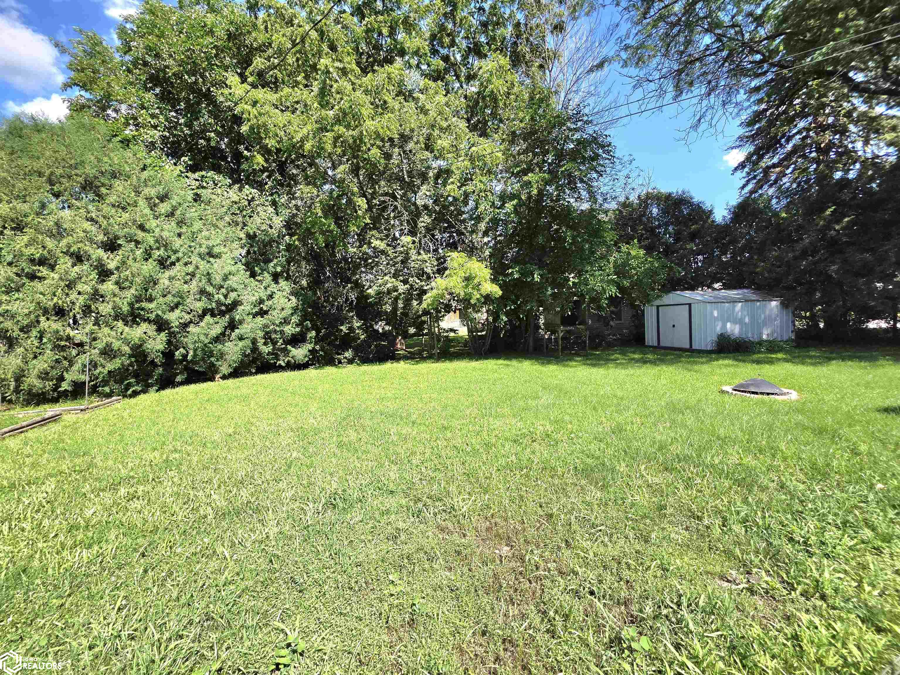 742 12th Street, Mason City, Iowa image 35