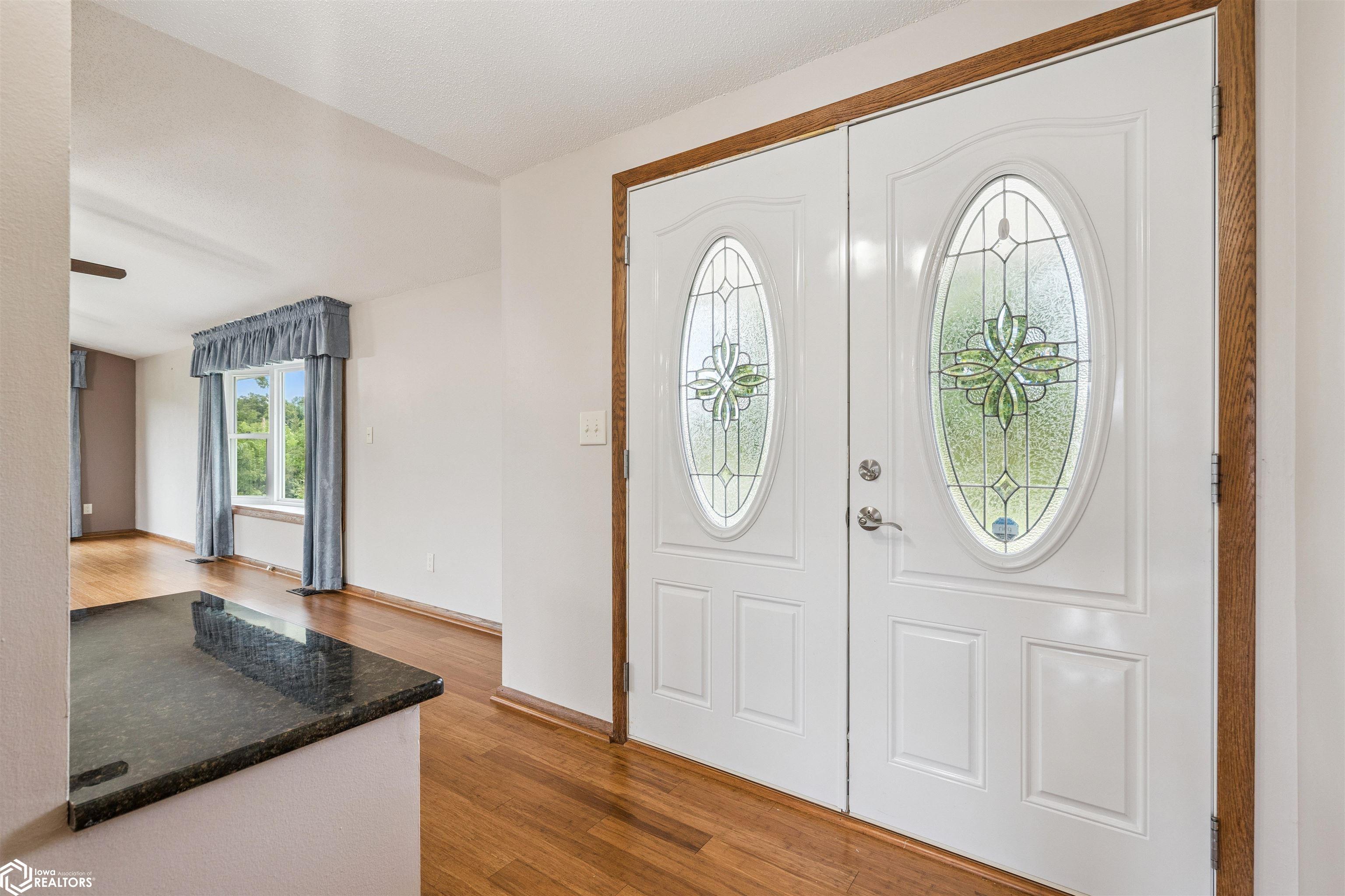 12037 Little Flint Road, West Burlington, Iowa image 2