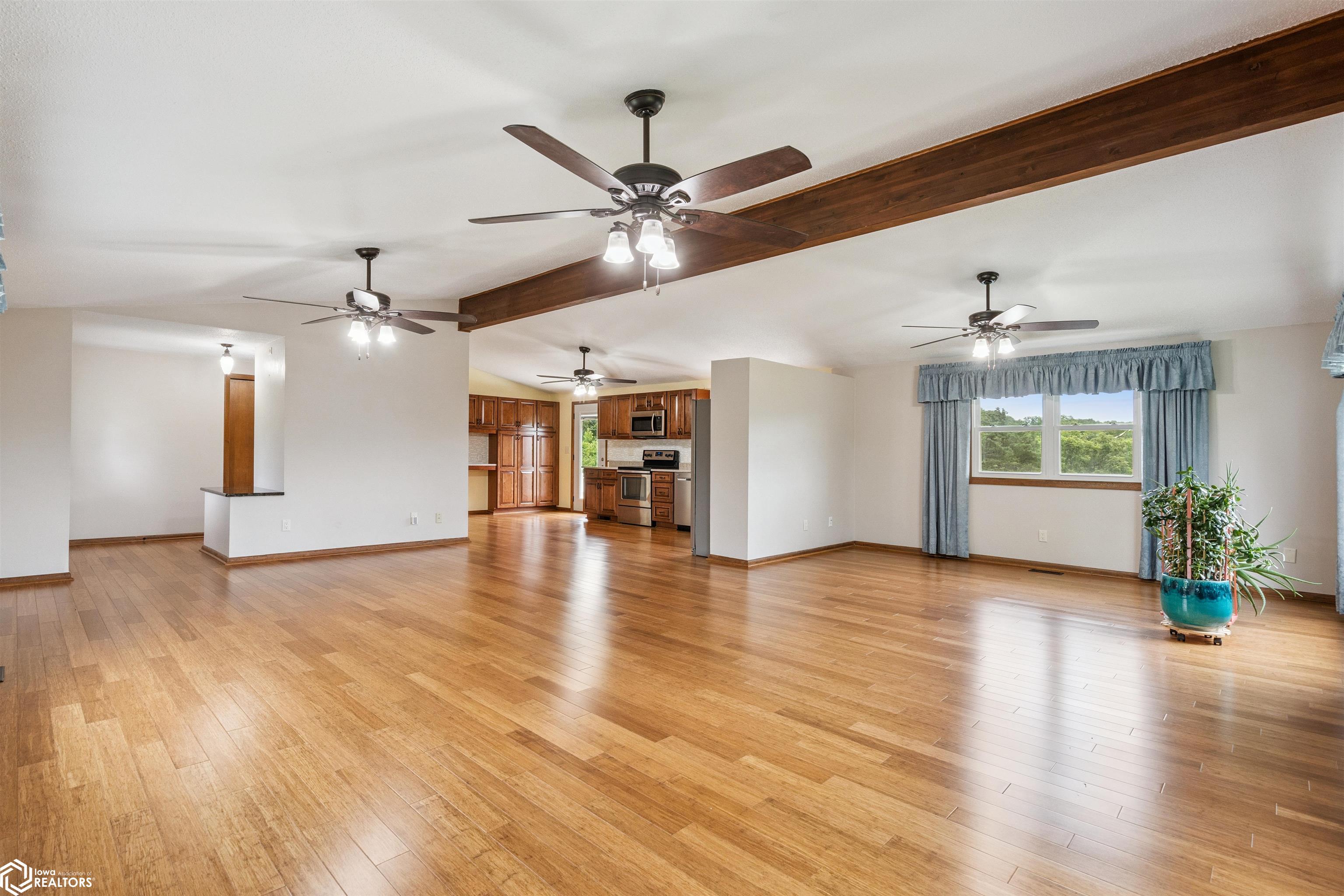 12037 Little Flint Road, West Burlington, Iowa image 4