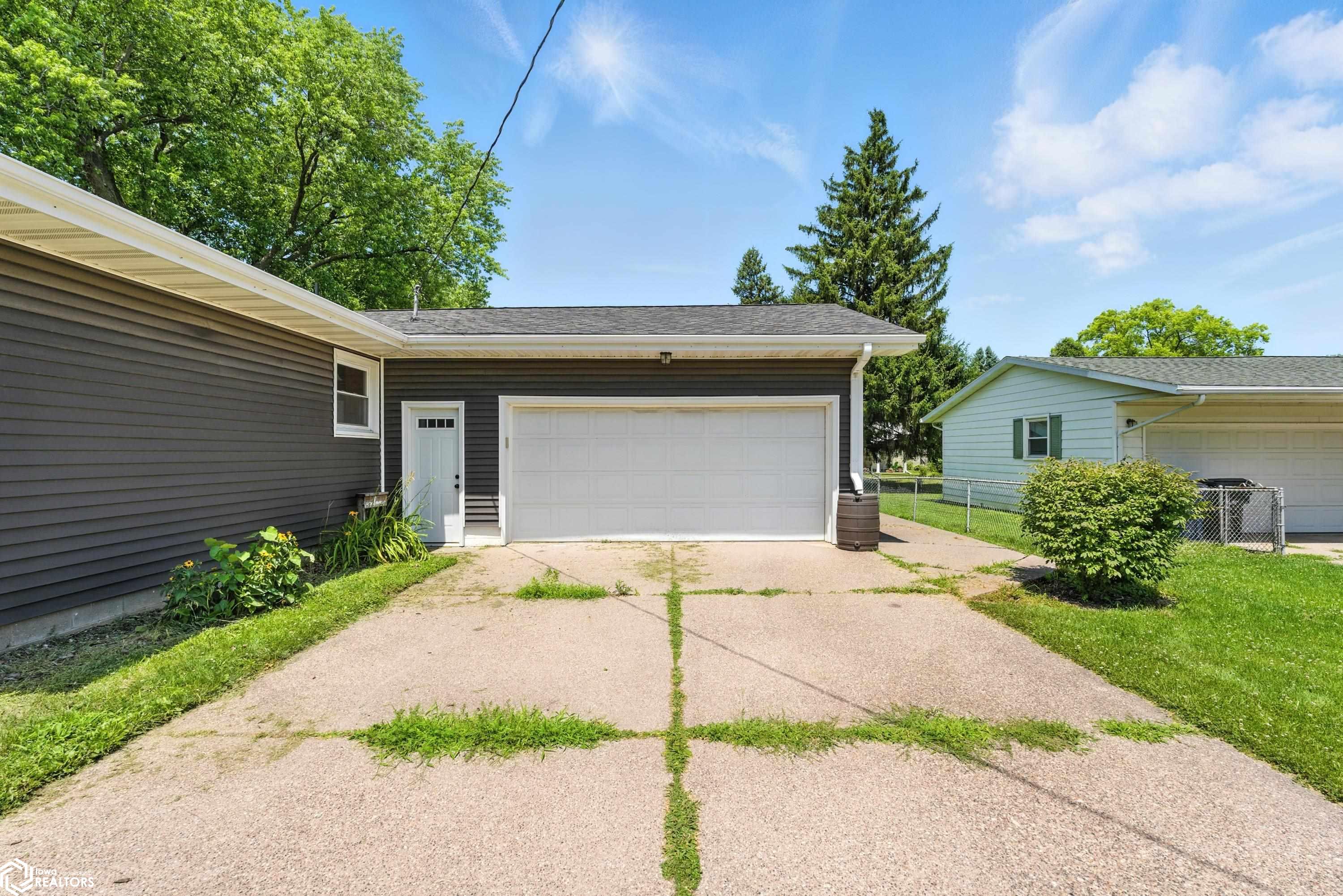 2113 Ridgewood Ave, Muscatine, Iowa image 24