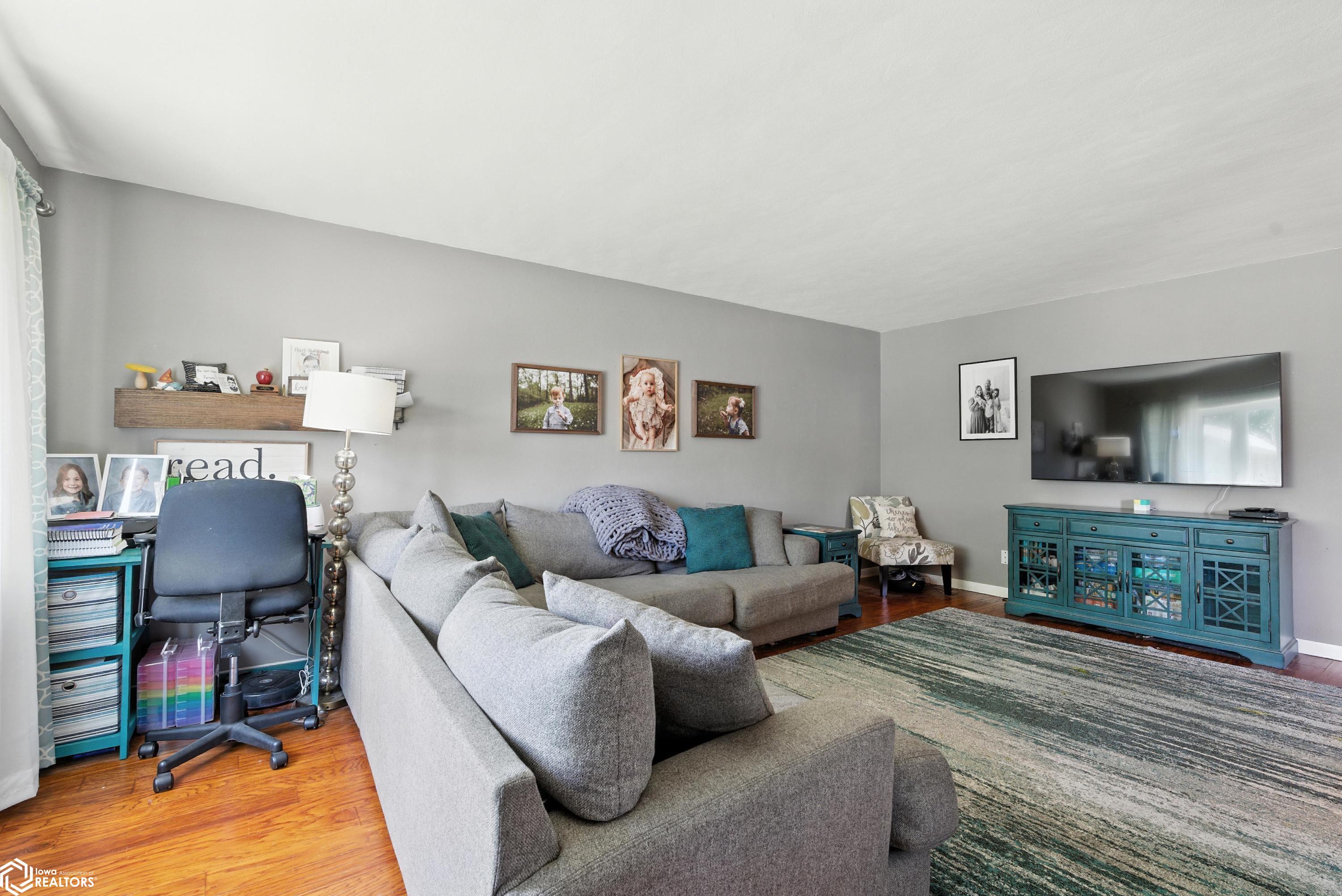2113 Ridgewood Ave, Muscatine, Iowa image 4