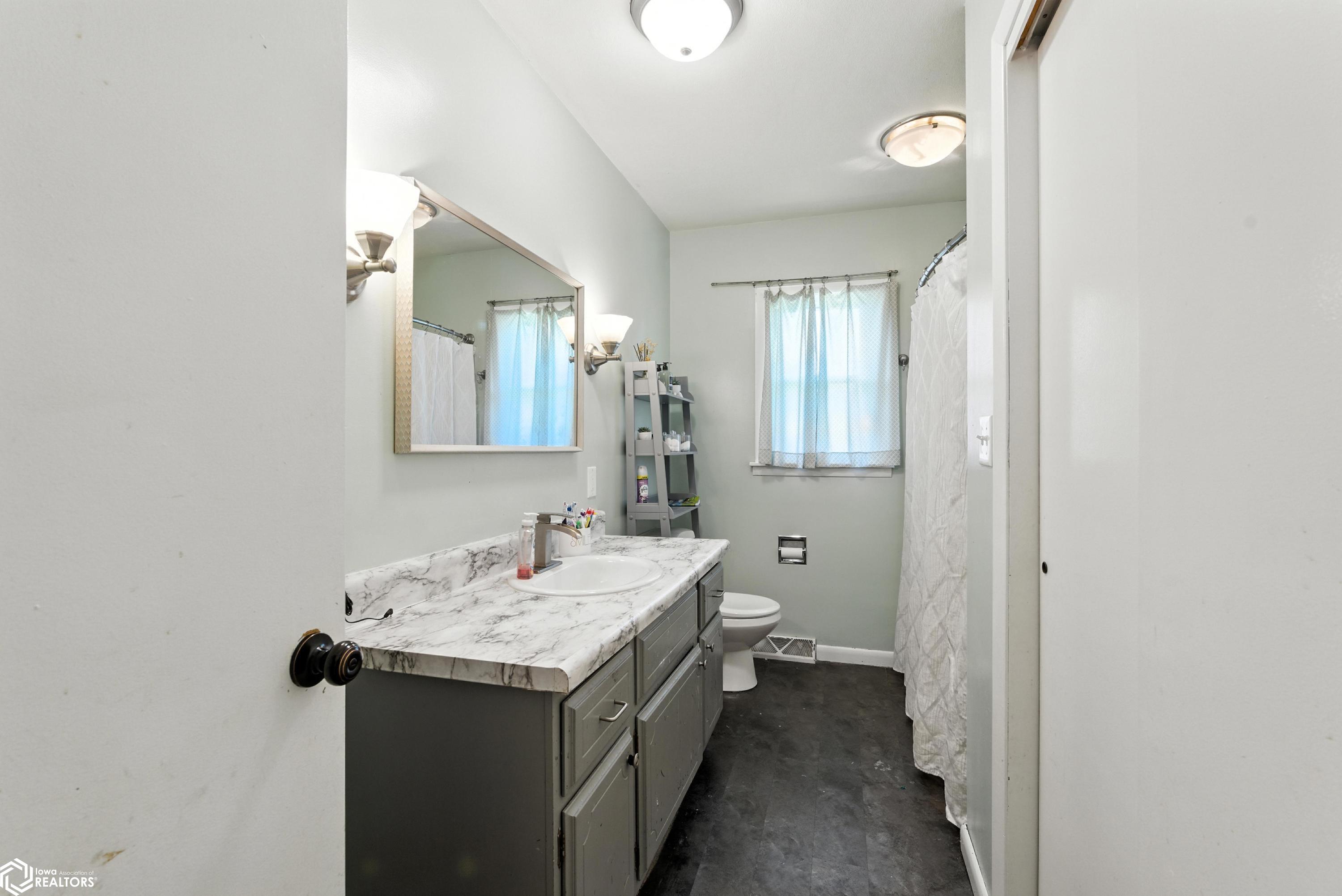 2113 Ridgewood Ave, Muscatine, Iowa image 10