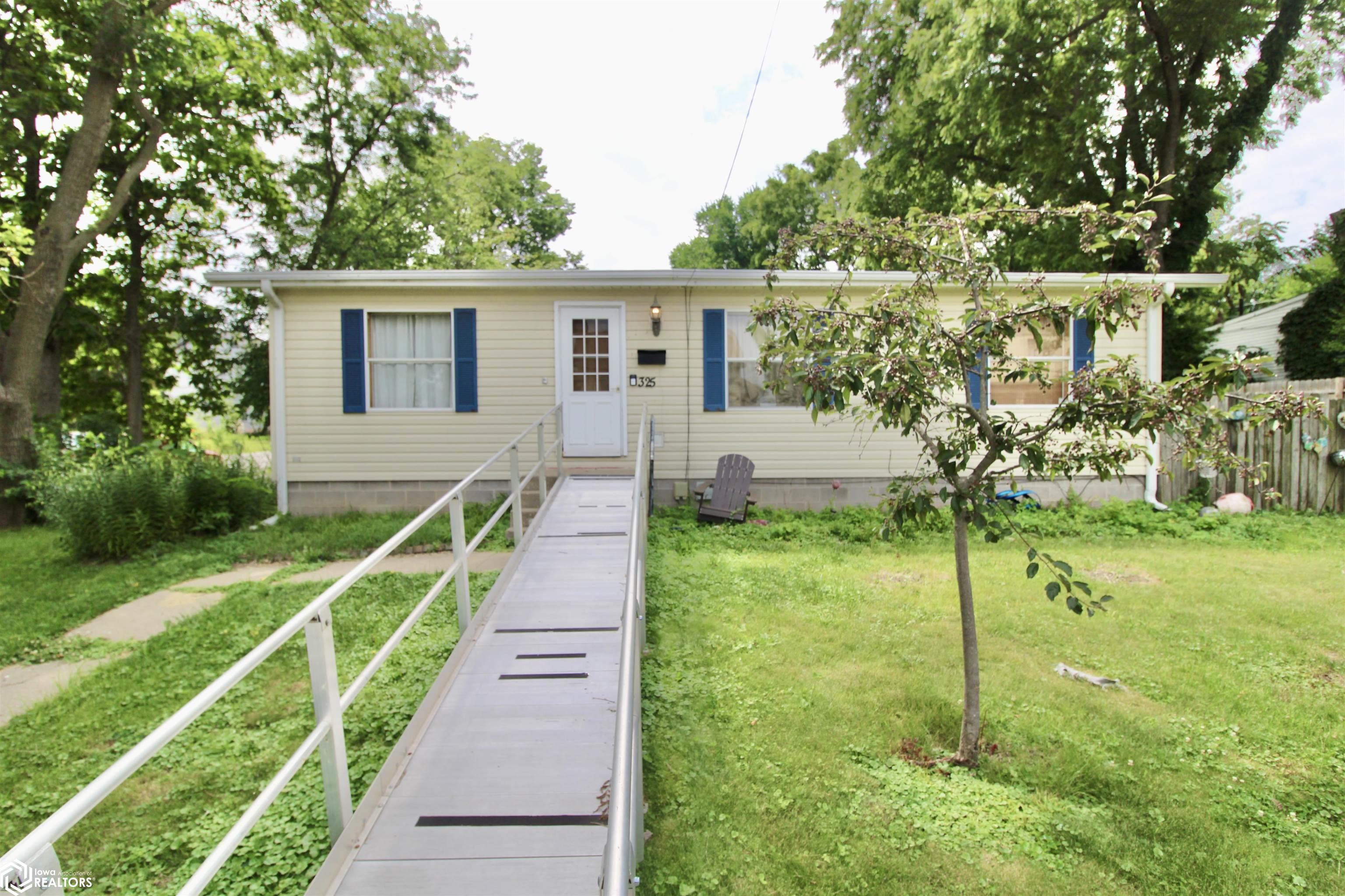 325 N 5th Street, Keokuk, Iowa image 1