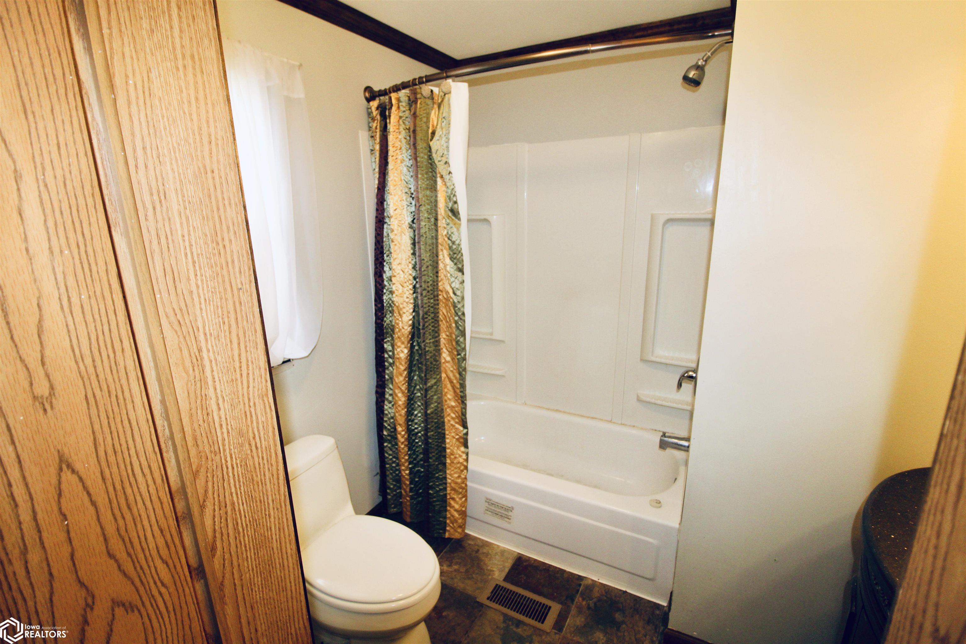 325 N 5th Street, Keokuk, Iowa image 12