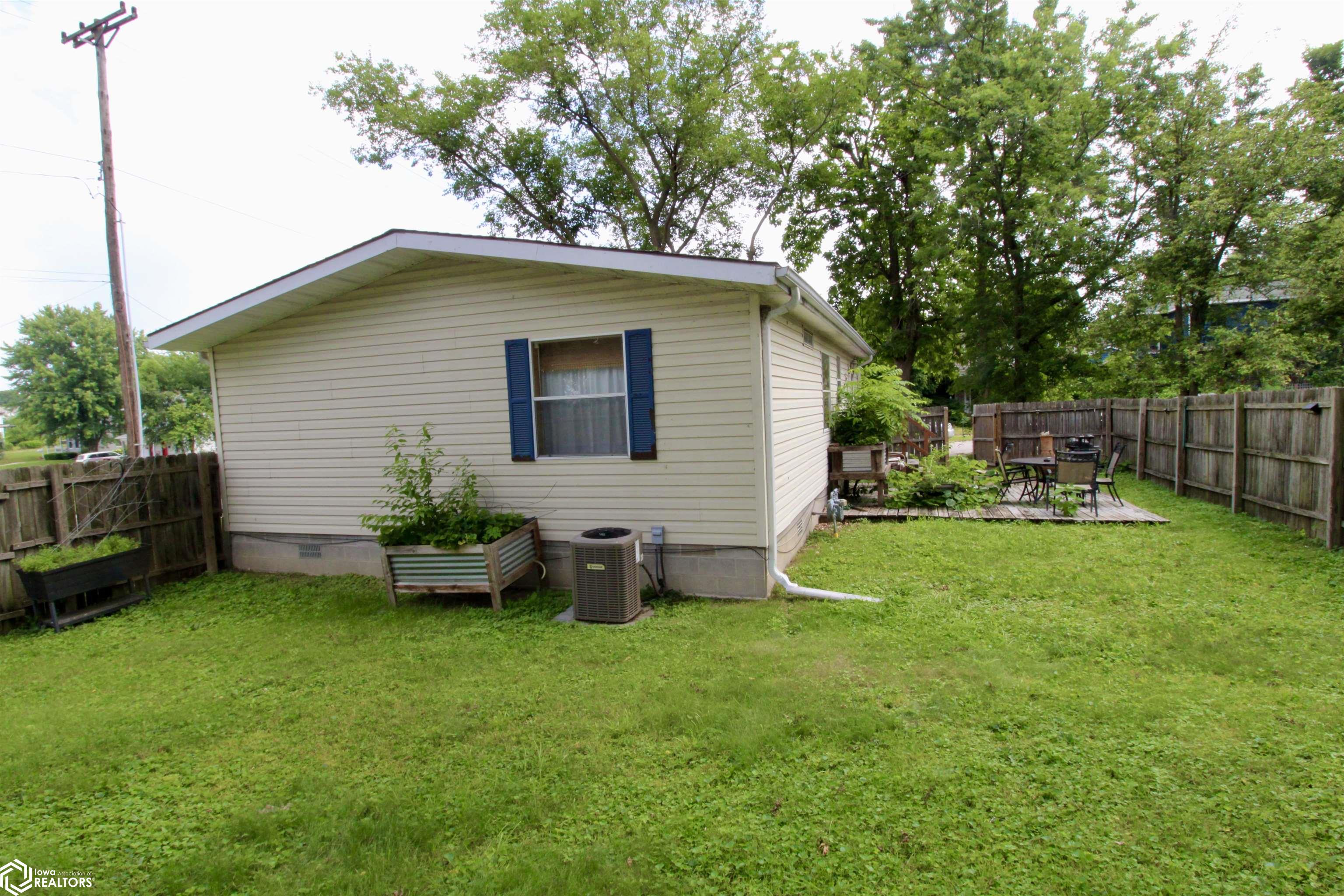 325 N 5th Street, Keokuk, Iowa image 3