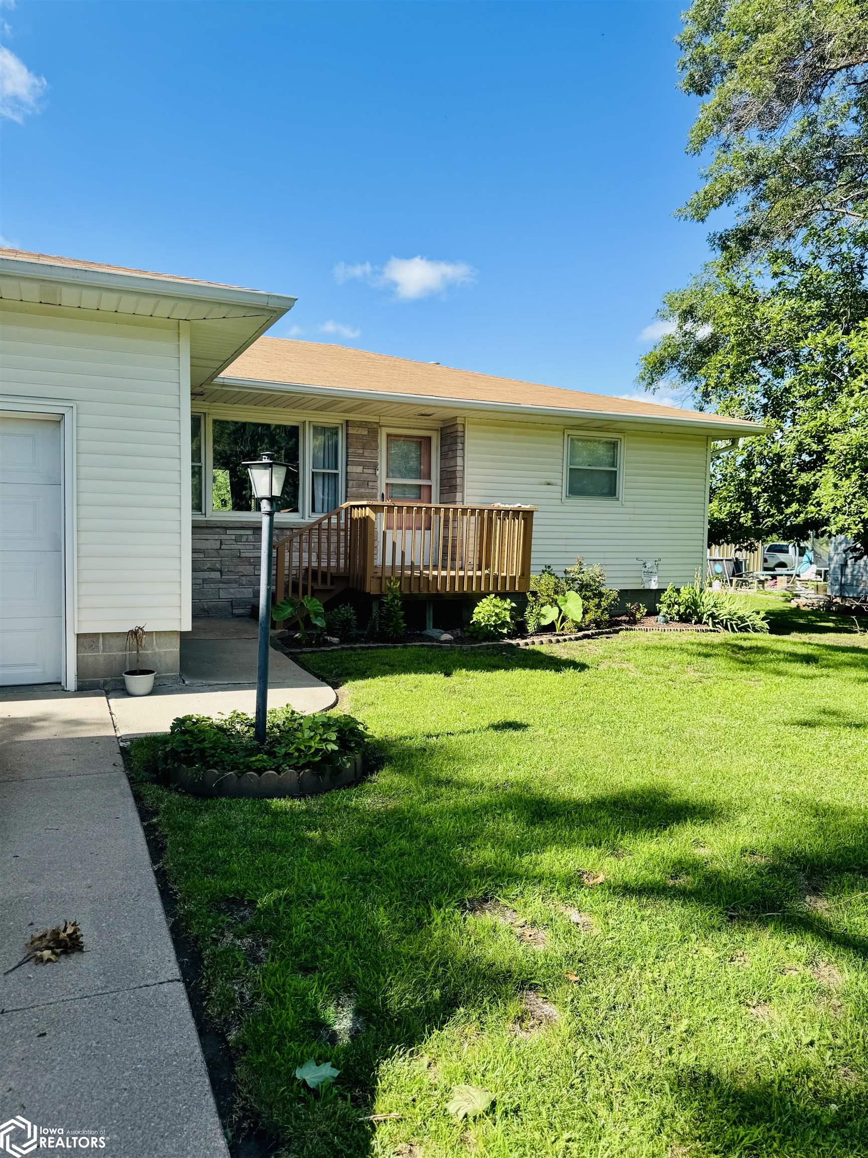 109 1st Street, Elliott, Iowa image 5