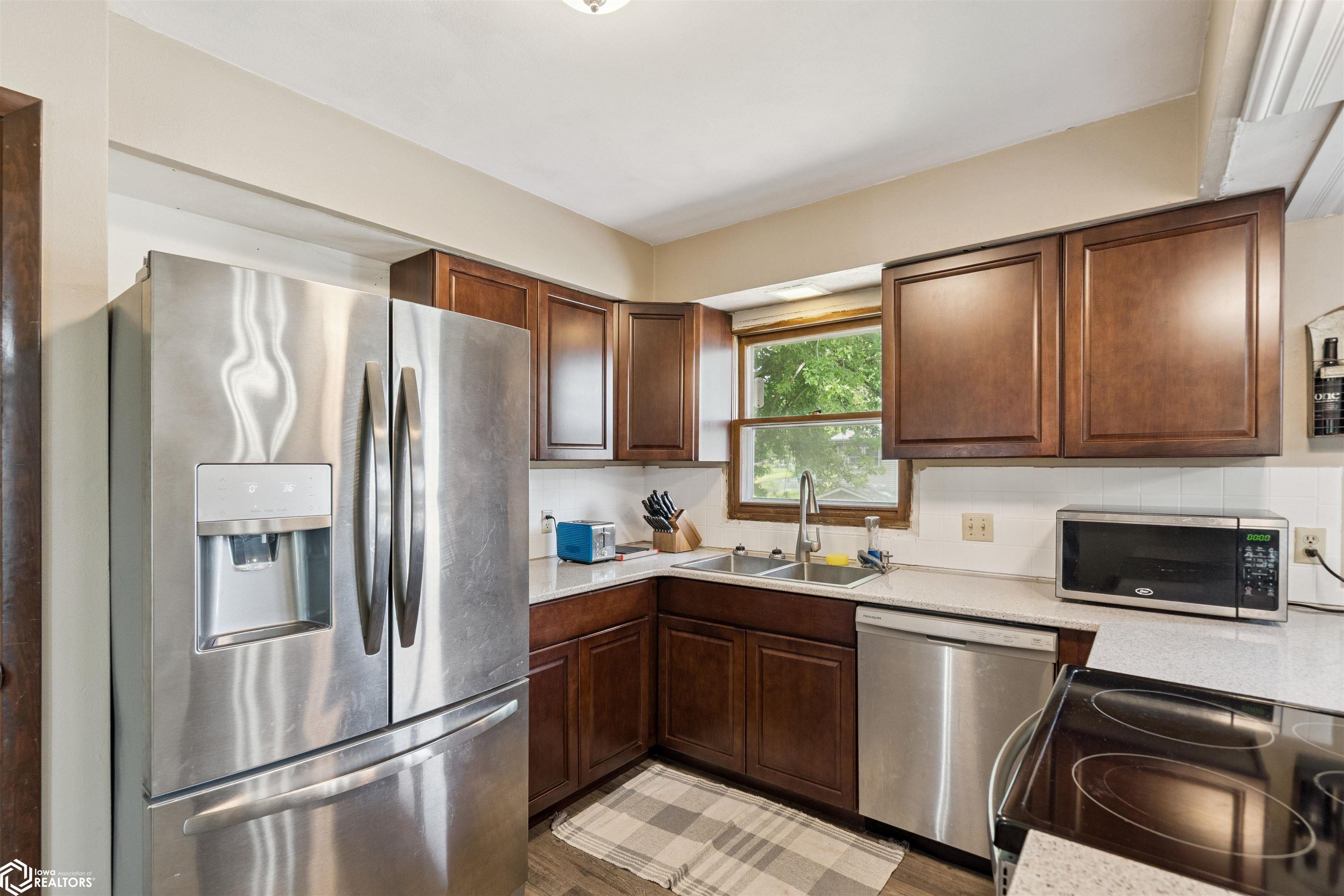 220 E Southridge Road, Marshalltown, Iowa image 13