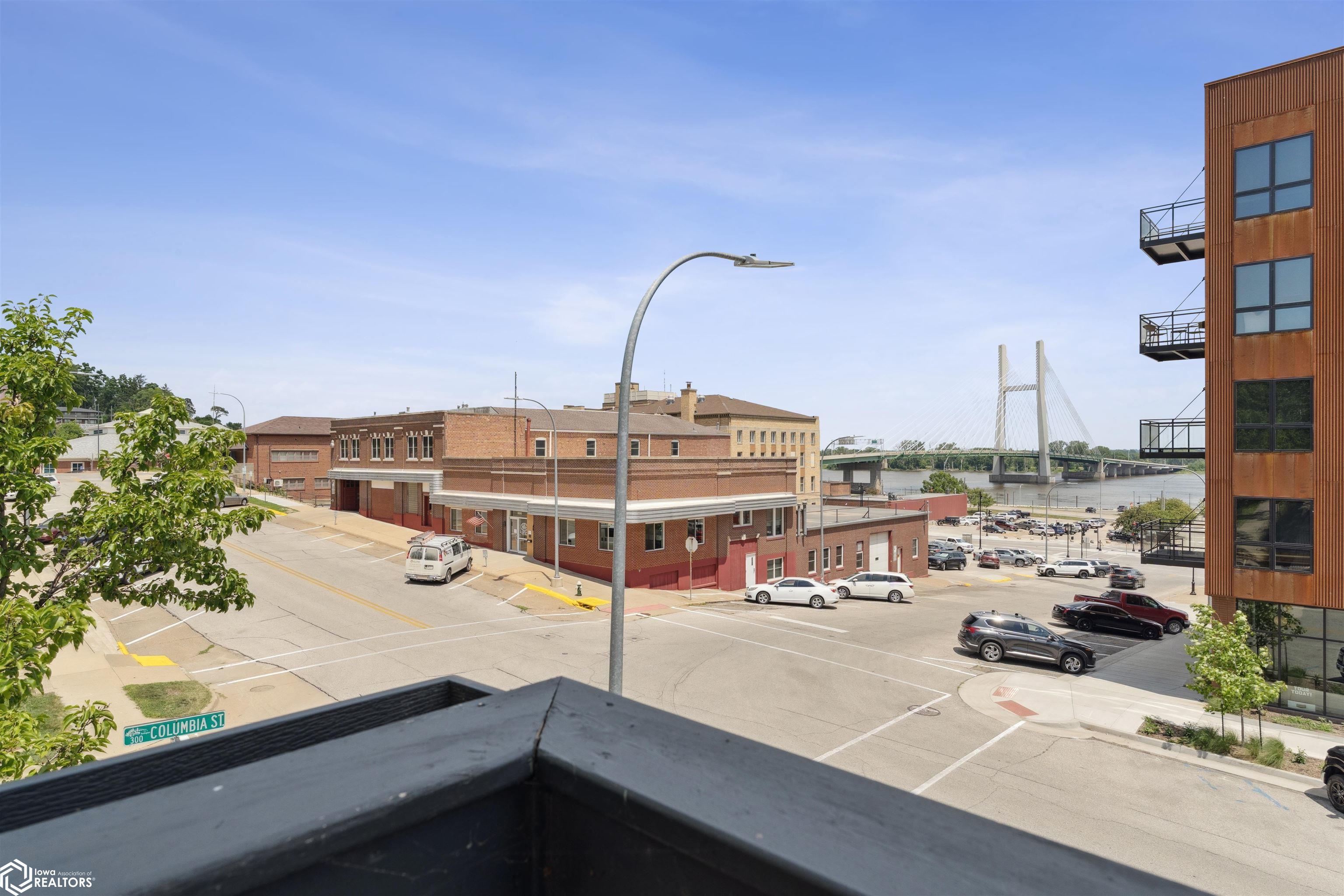 423 N 3rd Street, Burlington, Iowa image 15