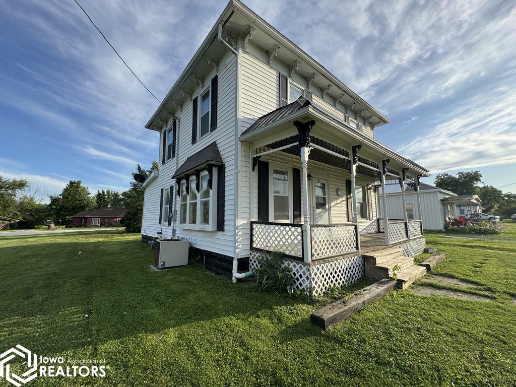 108 Race Street, Cincinnati, Iowa image 2