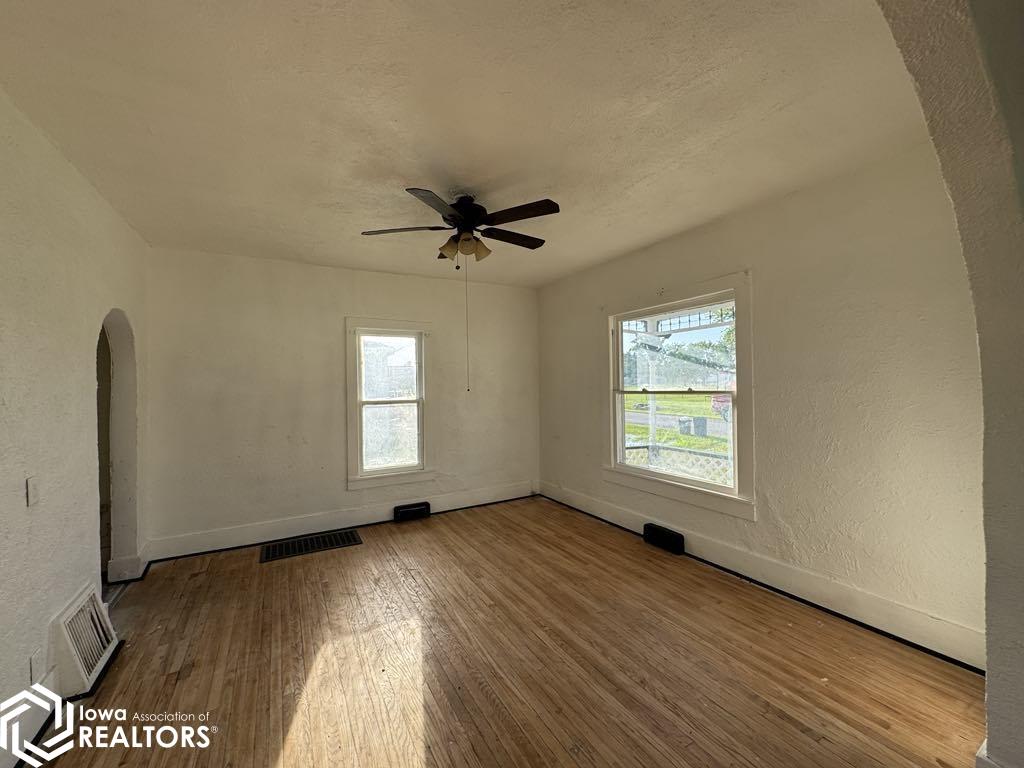 108 Race Street, Cincinnati, Iowa image 14