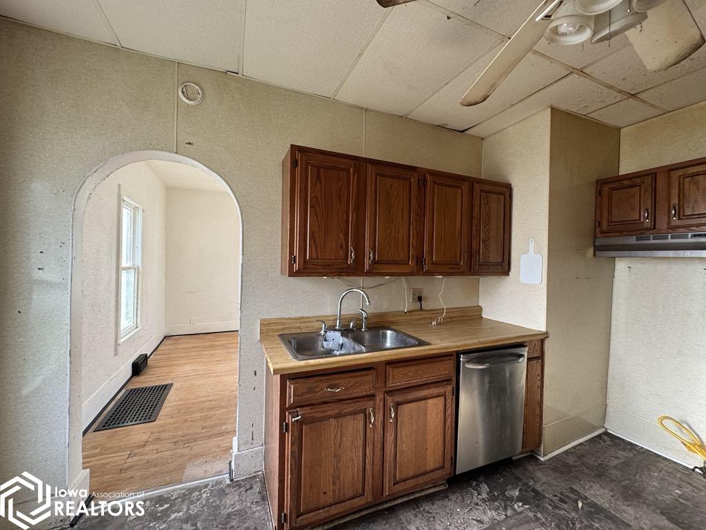 108 Race Street, Cincinnati, Iowa image 16