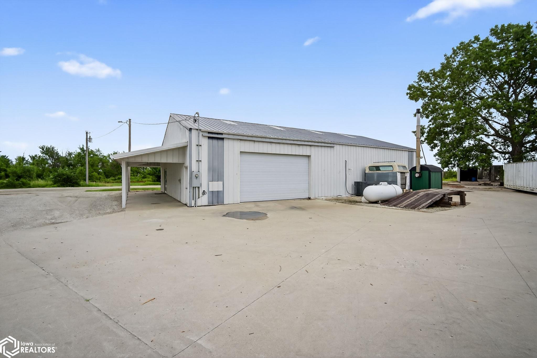 20234 495th Lane, Chariton, Iowa image 23