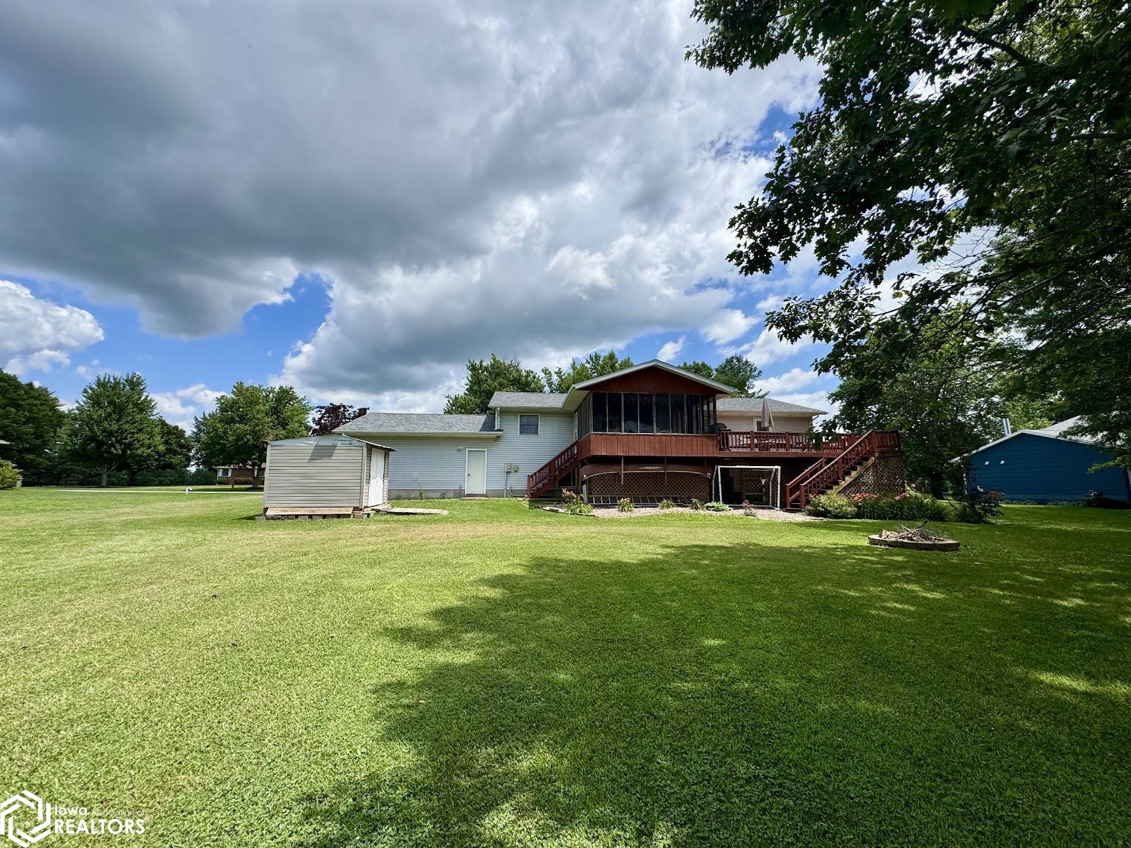 11161 Iroquois Road, Burlington, Iowa image 4