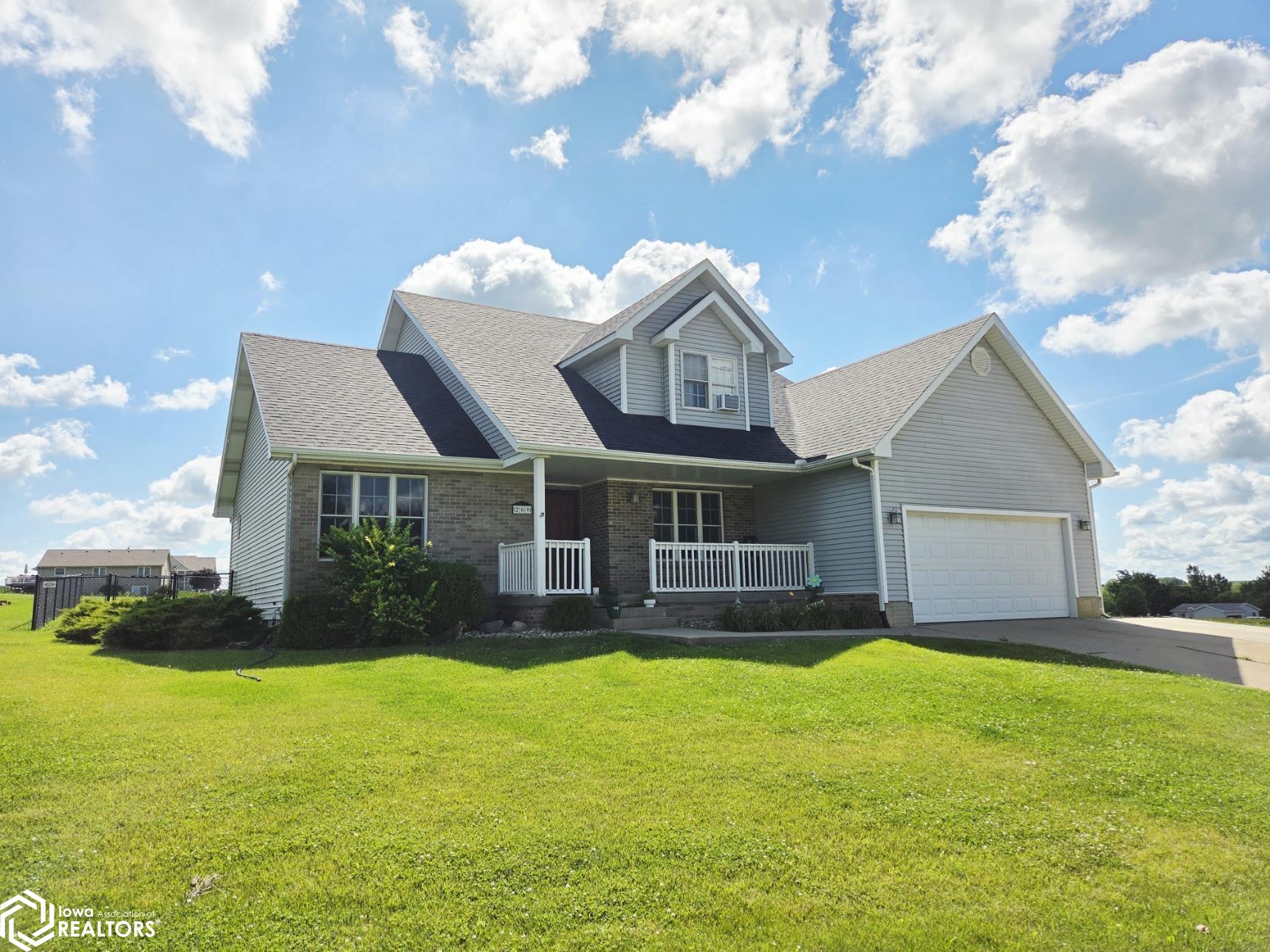 209 Manor Drive, Osceola, Iowa image 1