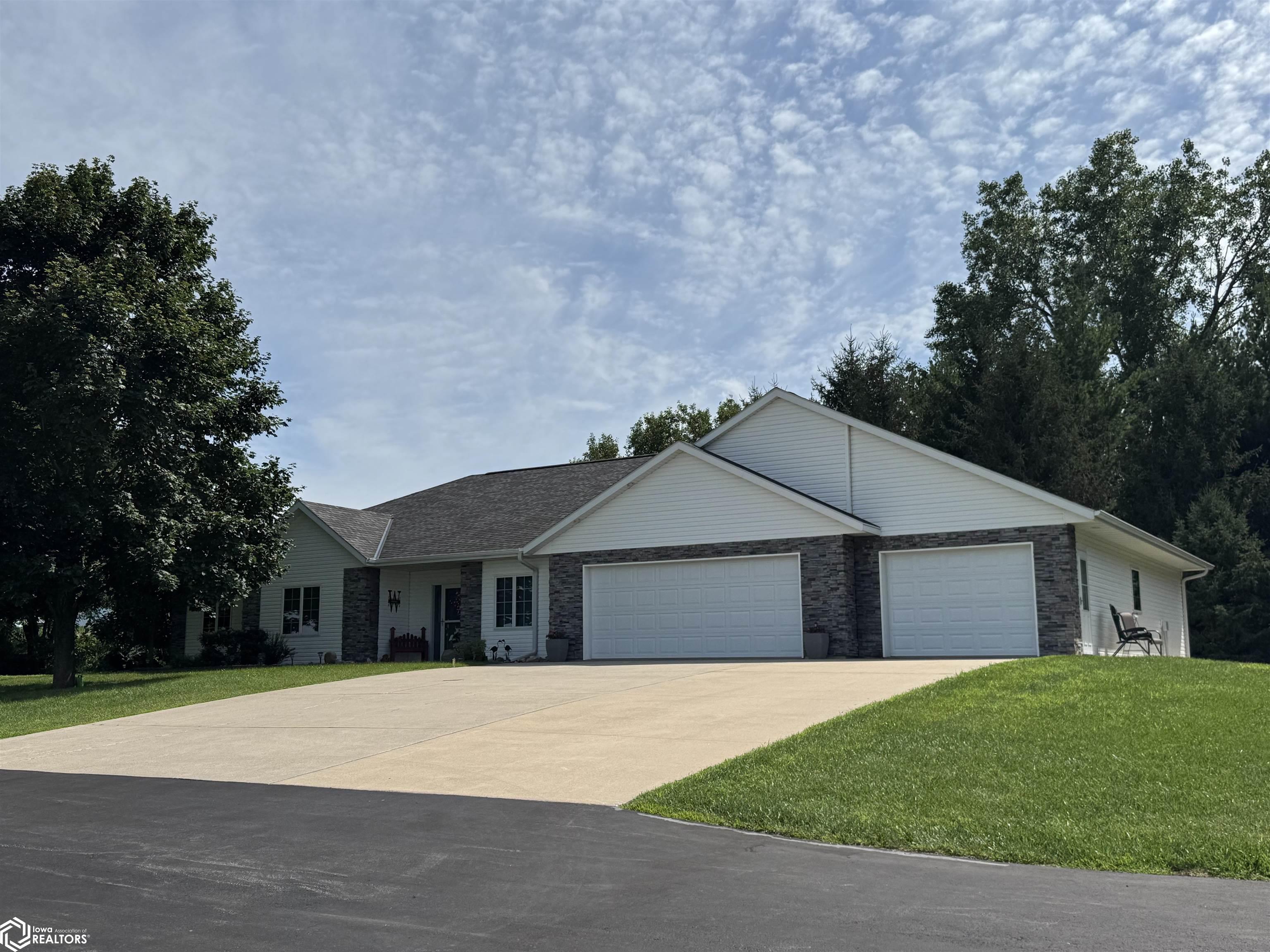 25126 Highway 30, Carroll, Iowa image 1